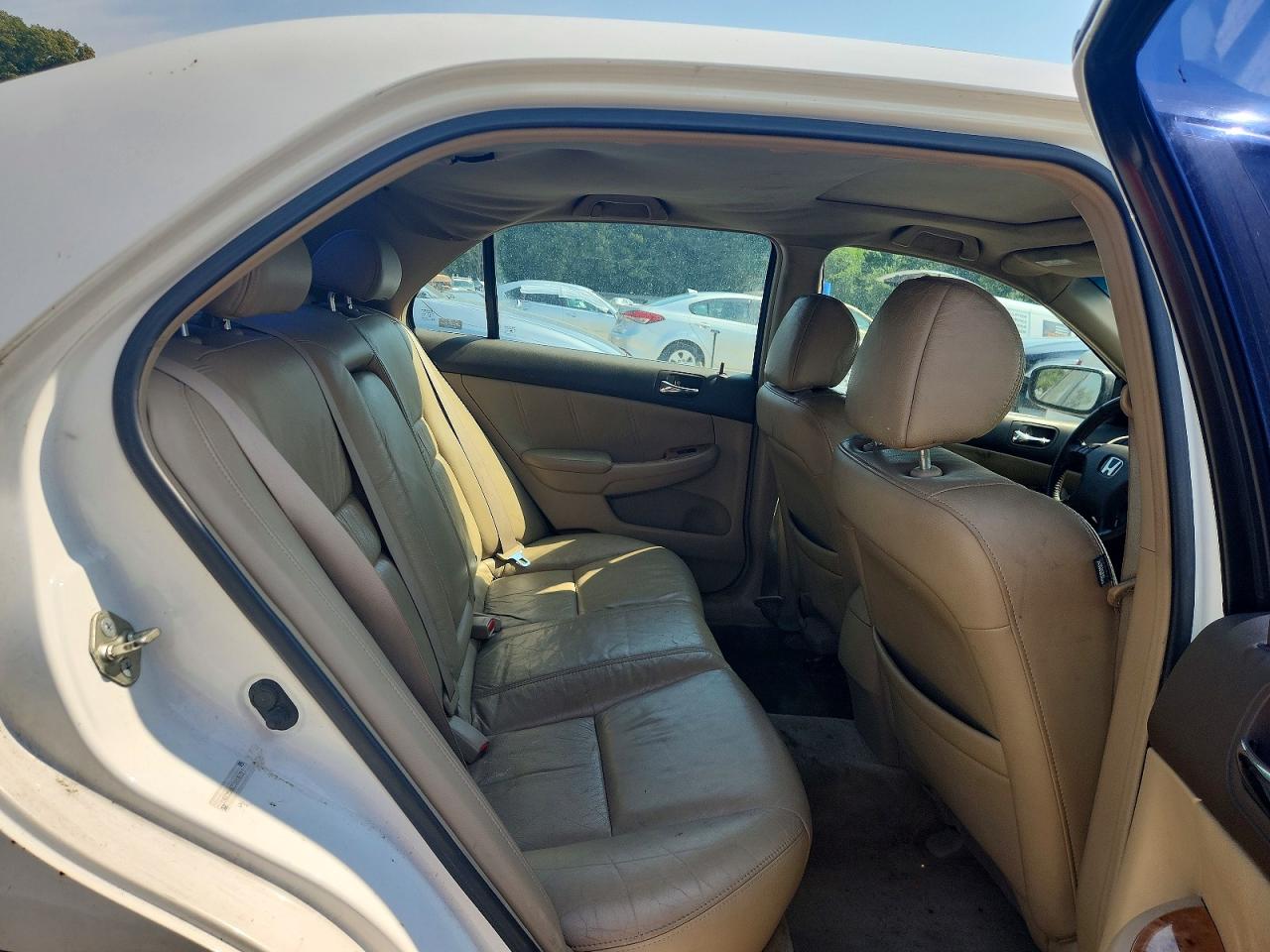 2003 Honda Accord Ex White vin: 1HGCM56633A106727