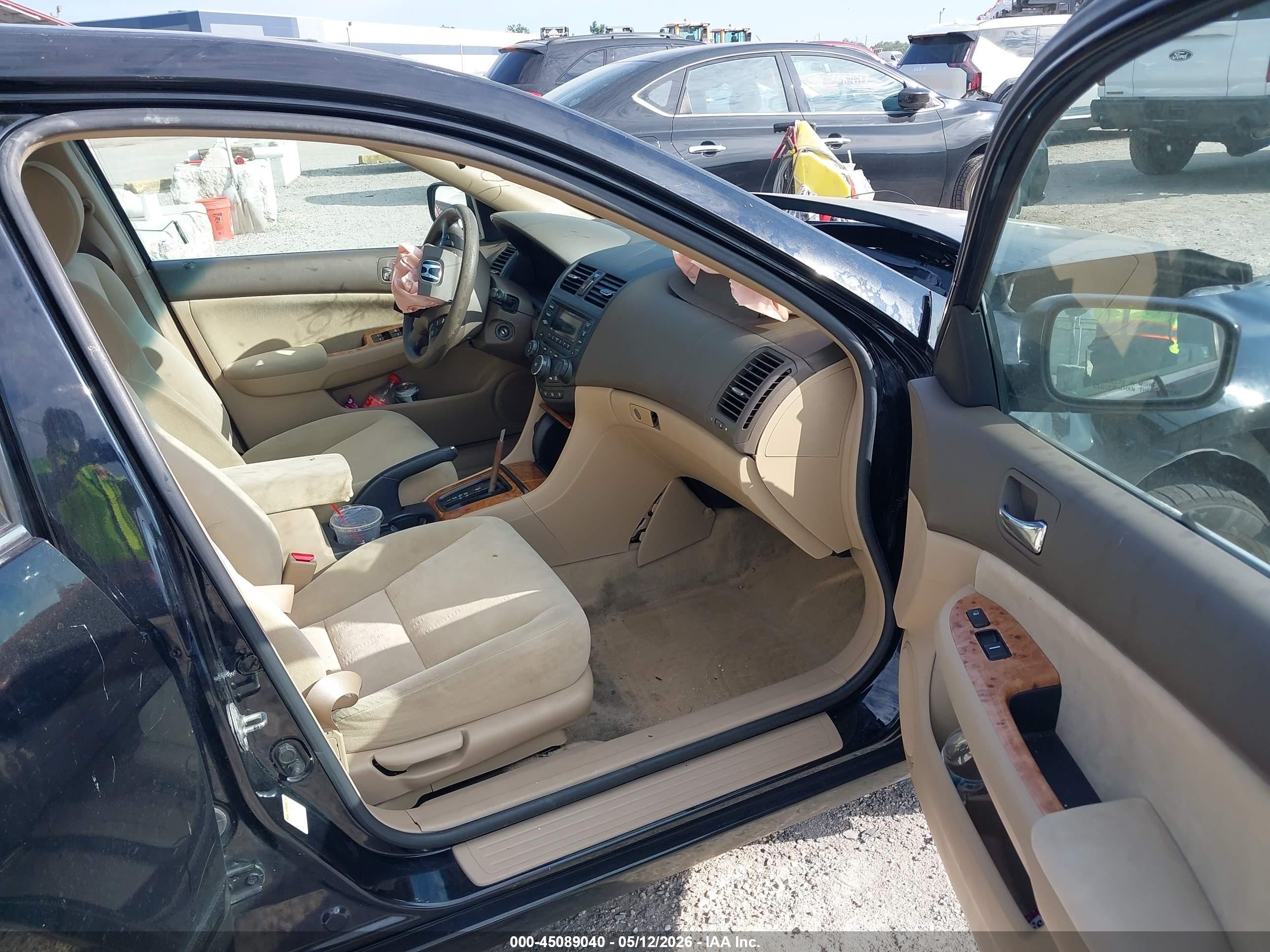 2004 Honda Accord 2.4 Ex Black vin: 1HGCM56644A012325