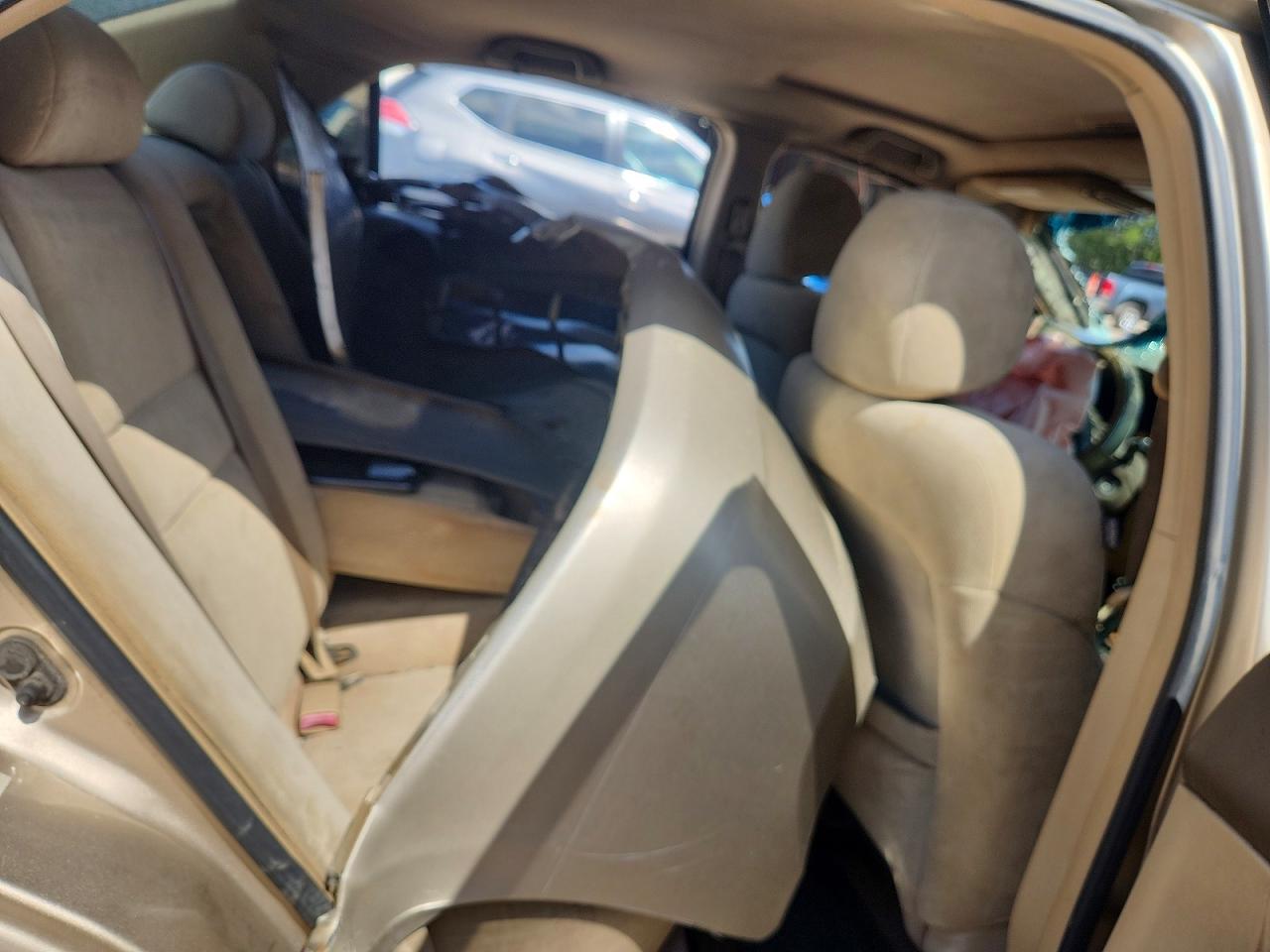 2004 Honda Accord Ex Gold vin: 1HGCM56644A170759