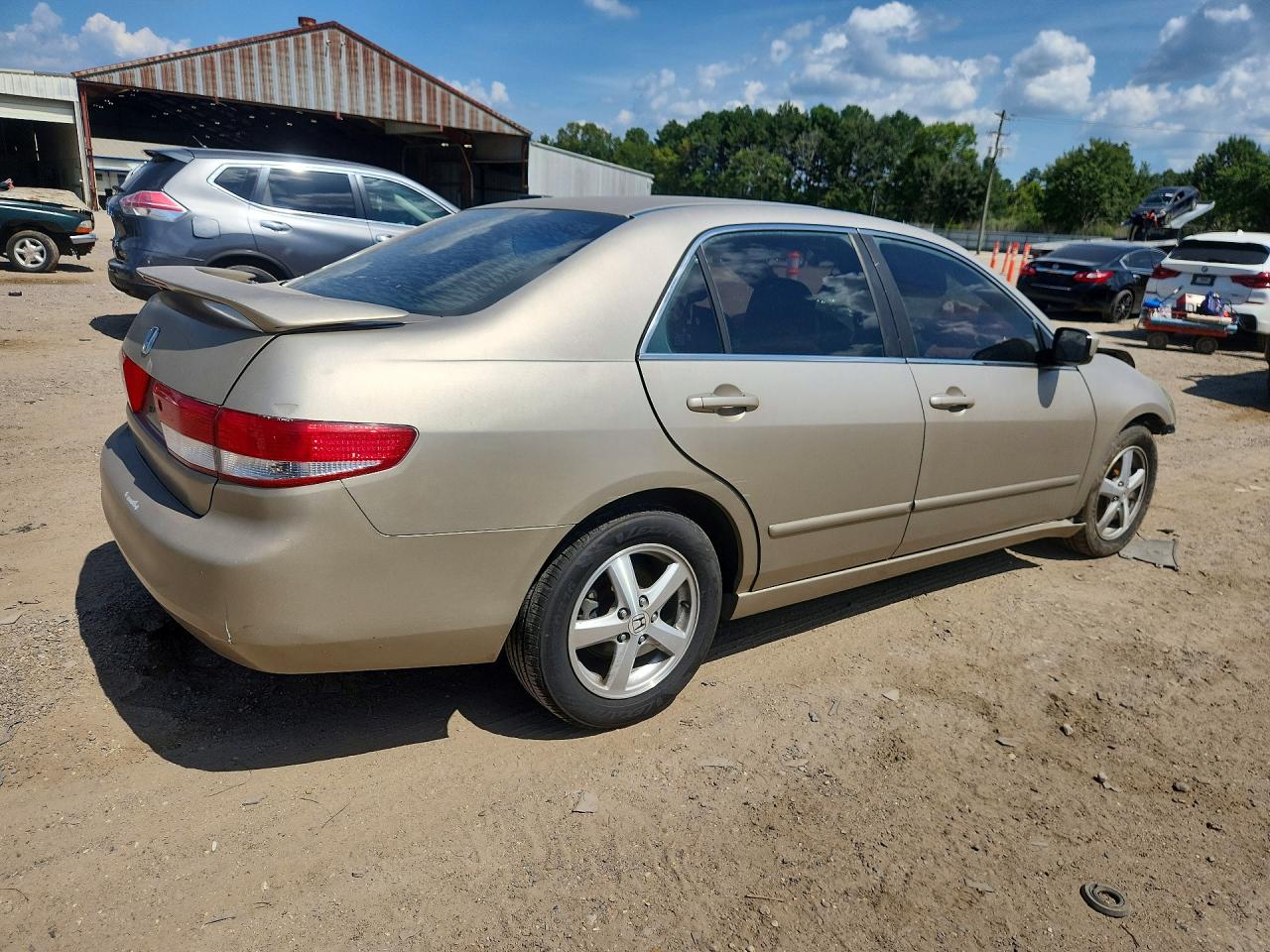 2004 Honda Accord Ex Gold vin: 1HGCM56644A170759