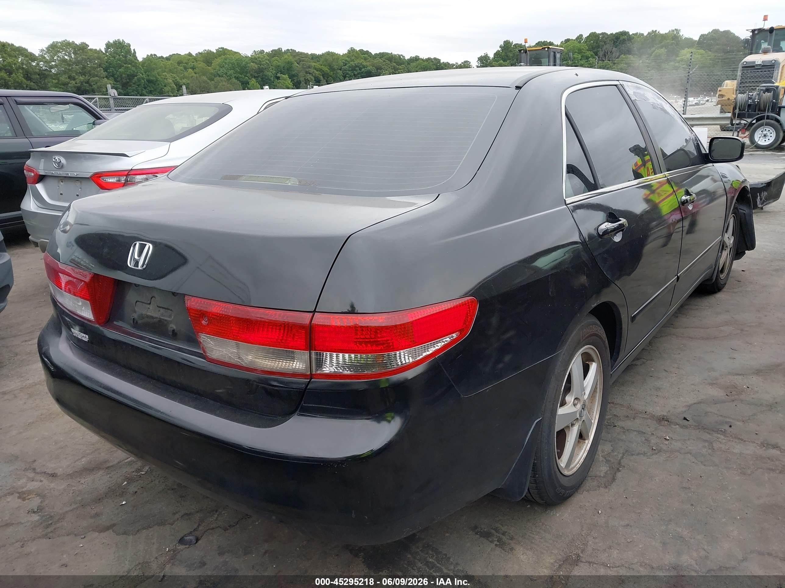2003 Honda Accord 2.4 Ex Black vin: 1HGCM56653A124730