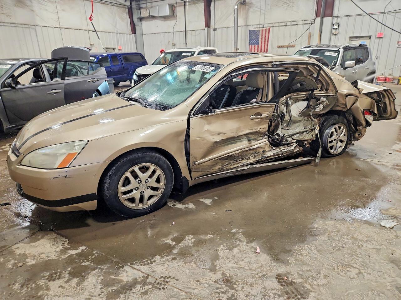 2004 Honda Accord Ex Gold vin: 1HGCM56654A065857
