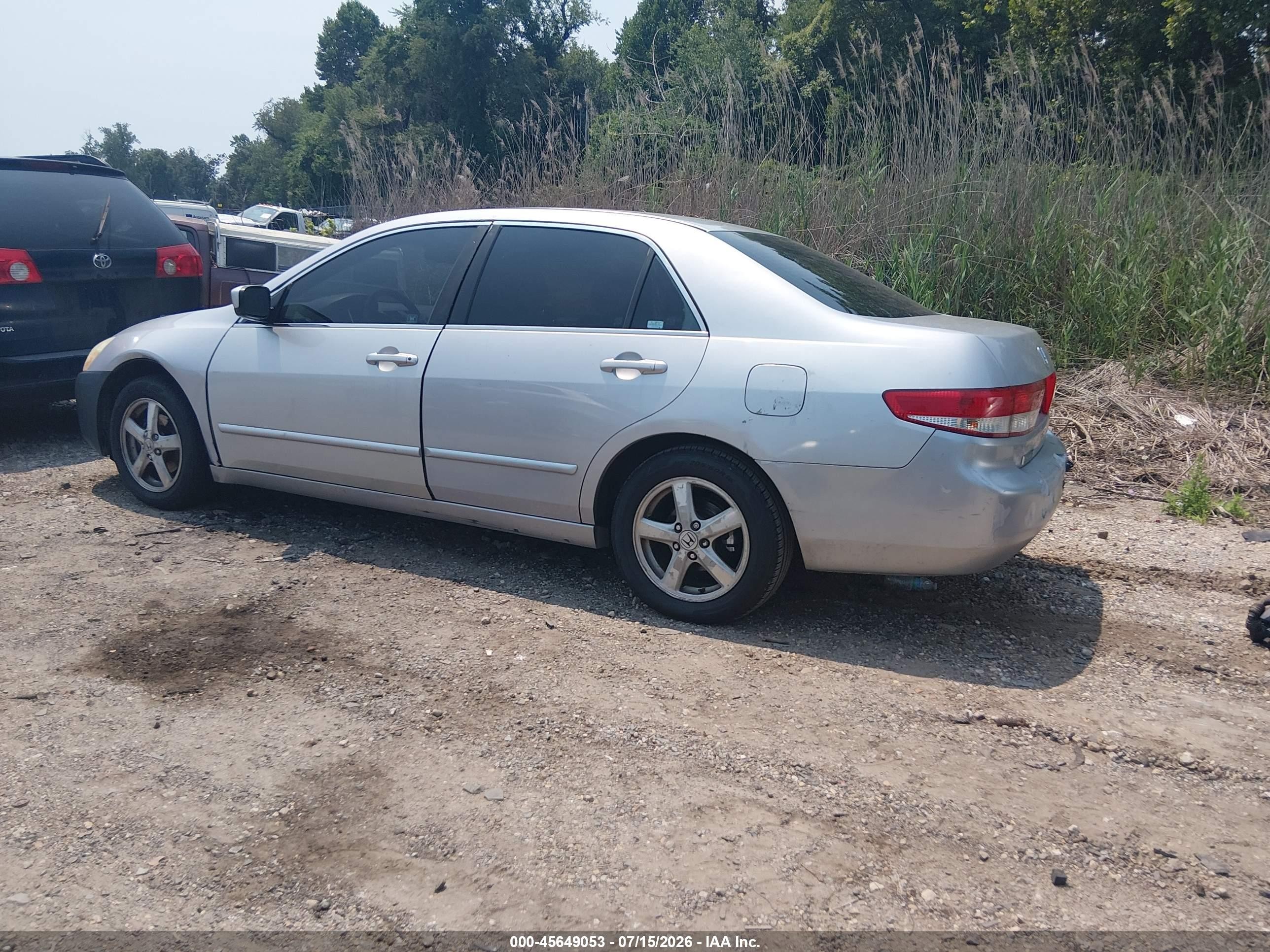 2003 Honda Accord Sdn Ex Silver vin: 1HGCM56663A077157