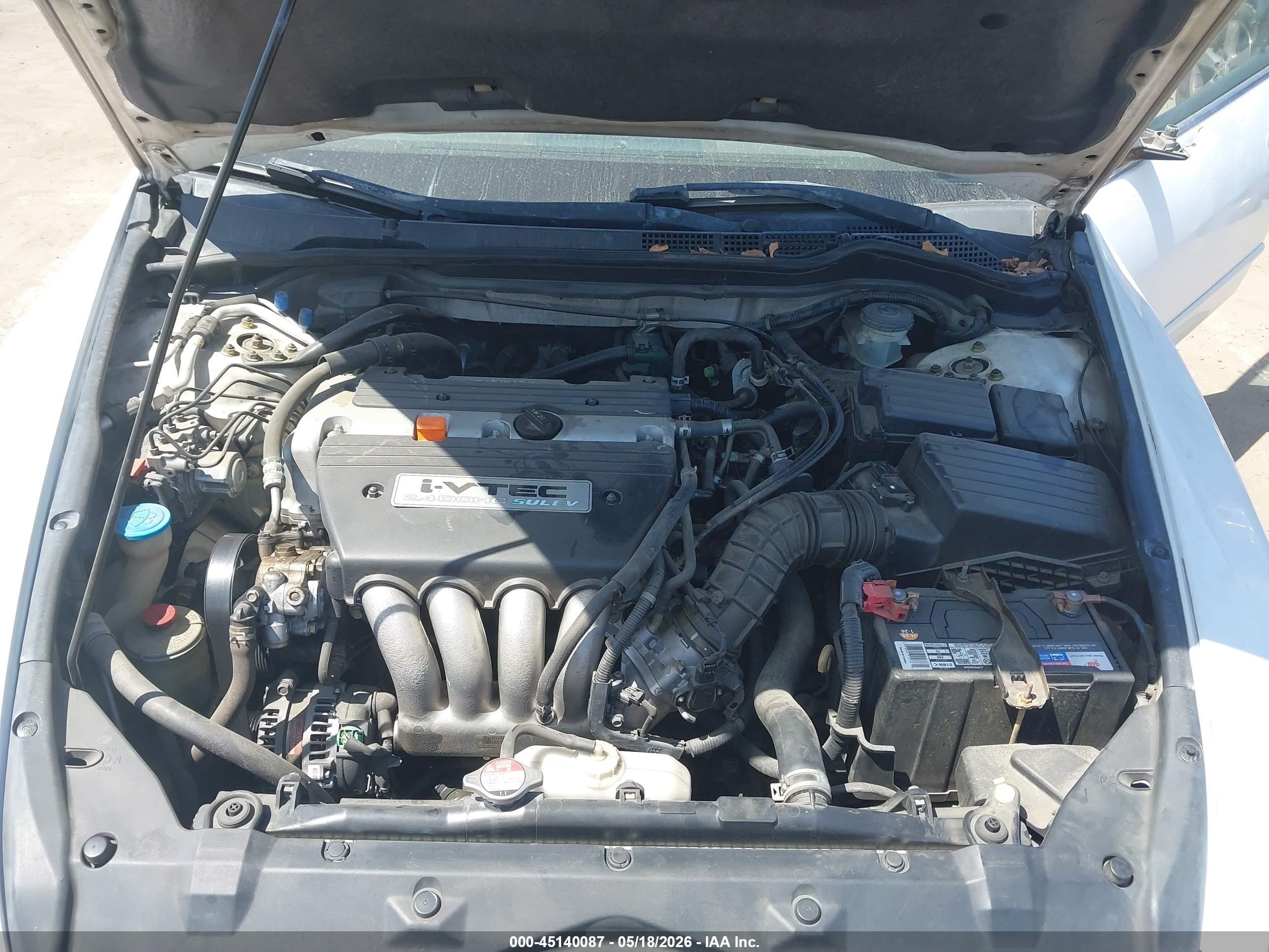 2004 Honda Accord 2.4 Ex White vin: 1HGCM56664A008387
