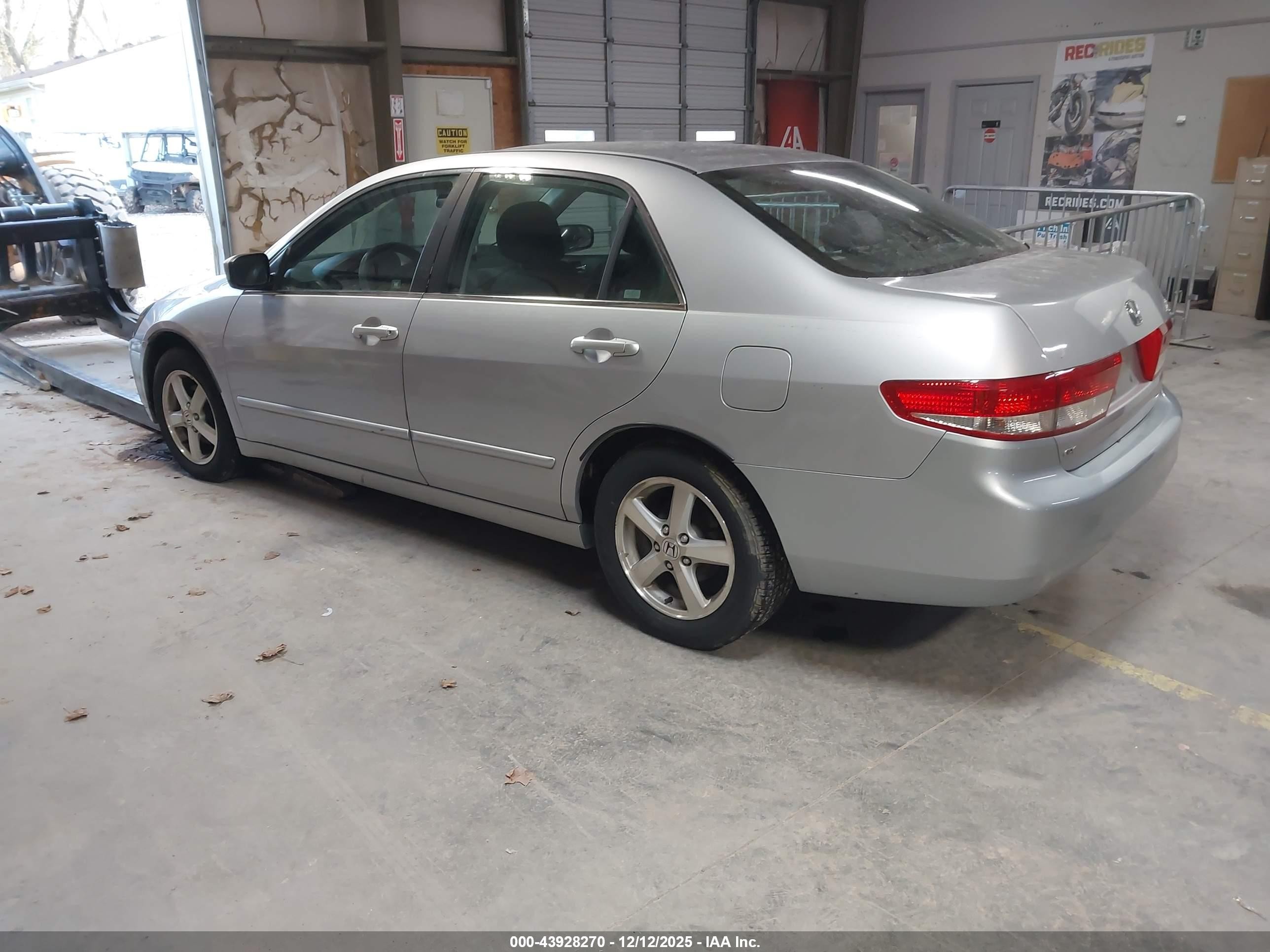 2004 Honda Accord 2.4 Ex Silver vin: 1HGCM56664A047481