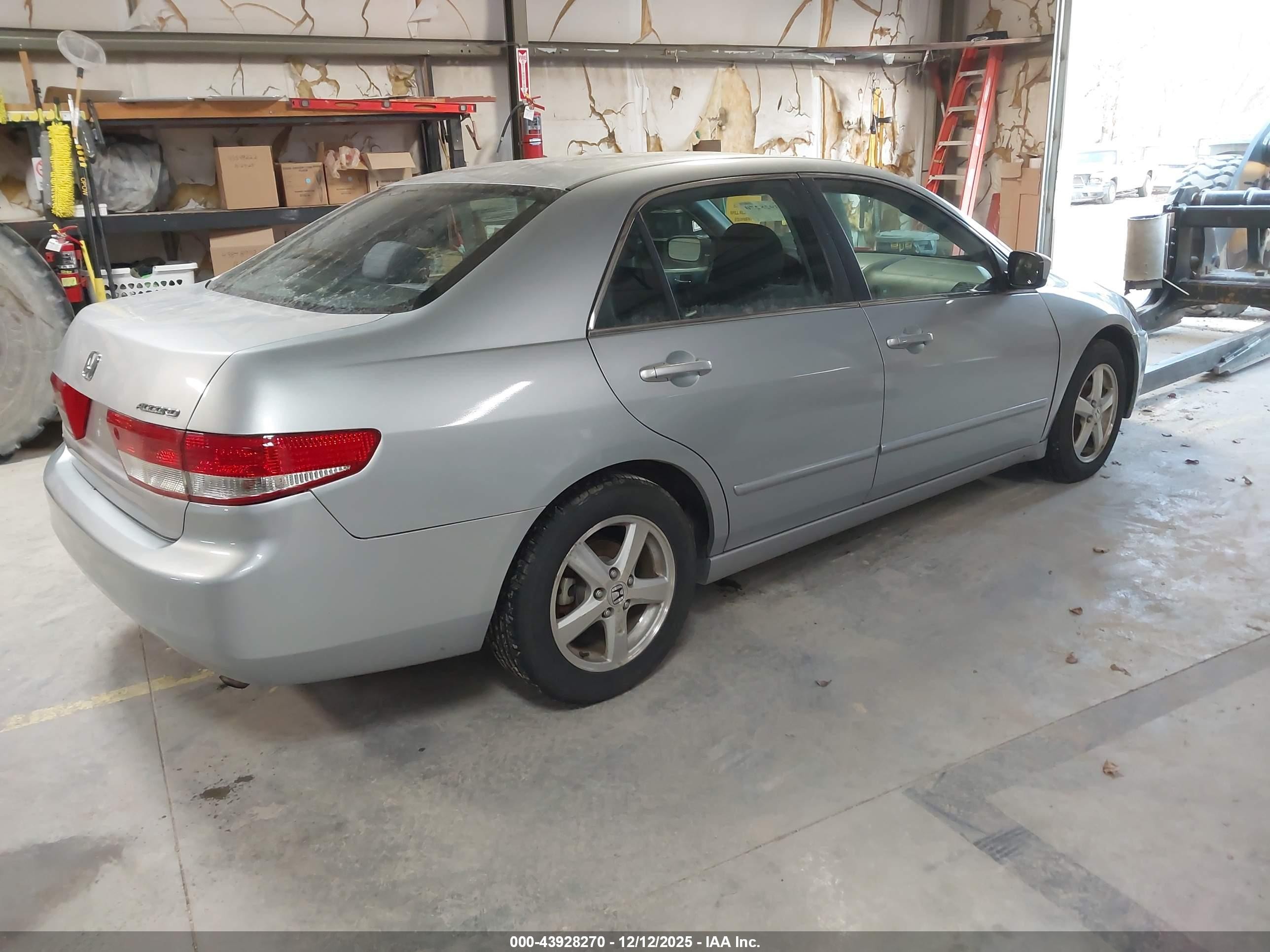 2004 Honda Accord 2.4 Ex Silver vin: 1HGCM56664A047481