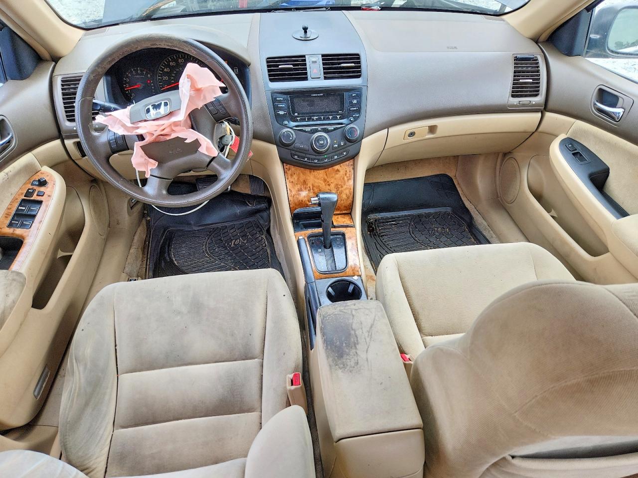2004 Honda Accord 4d Dx Черный vin: 1HGCM56674A072910