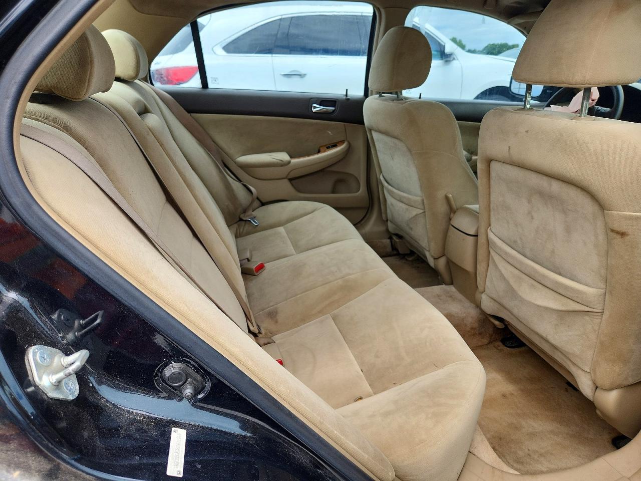 2004 Honda Accord 4d Dx Черный vin: 1HGCM56674A072910