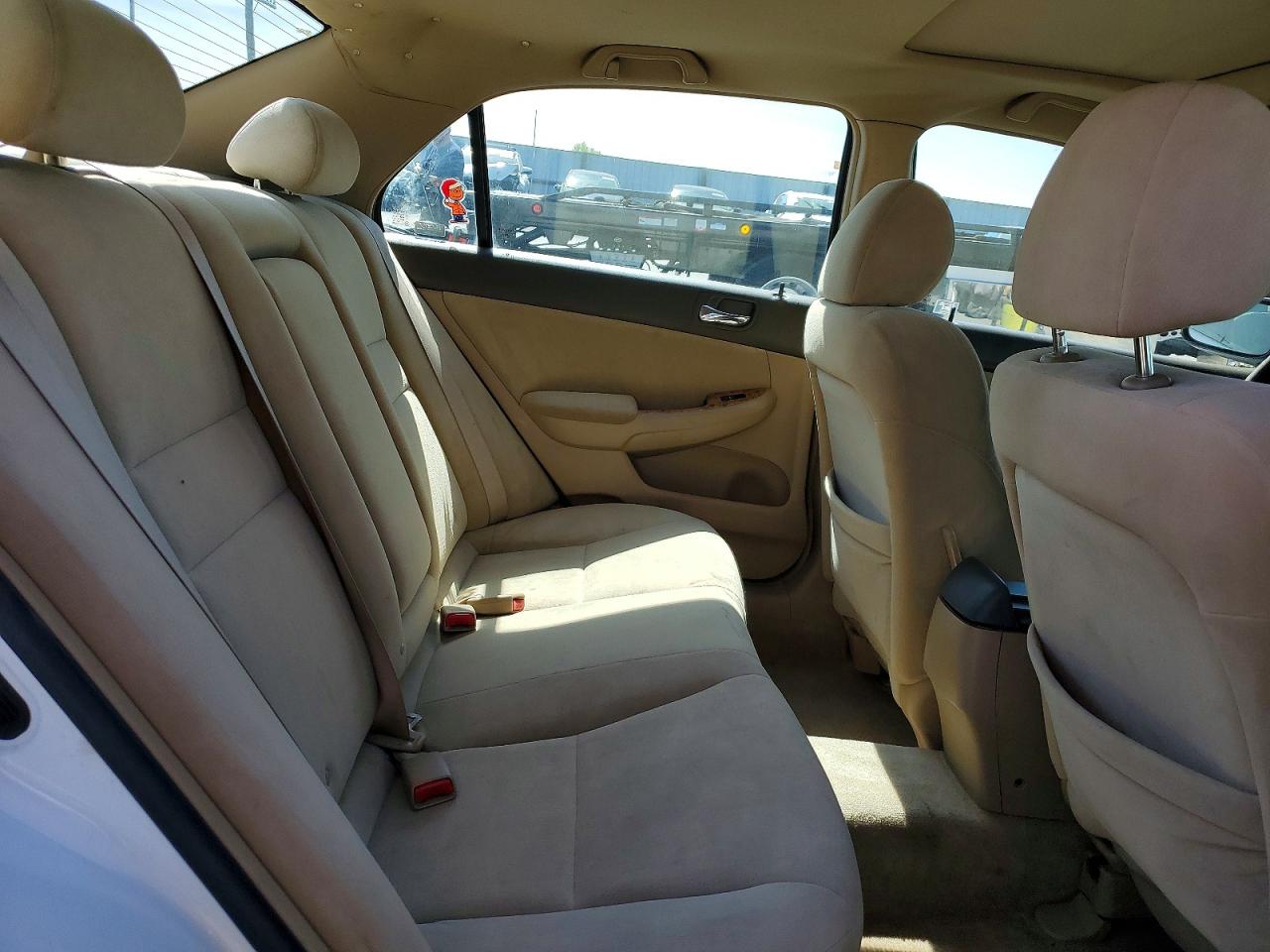 2004 Honda Accord Ex Белый vin: 1HGCM56674A107669