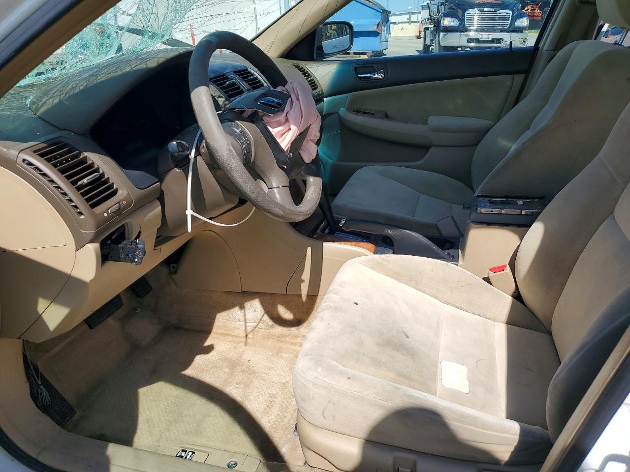 2004 Honda Accord Ex Белый vin: 1HGCM56674A107669