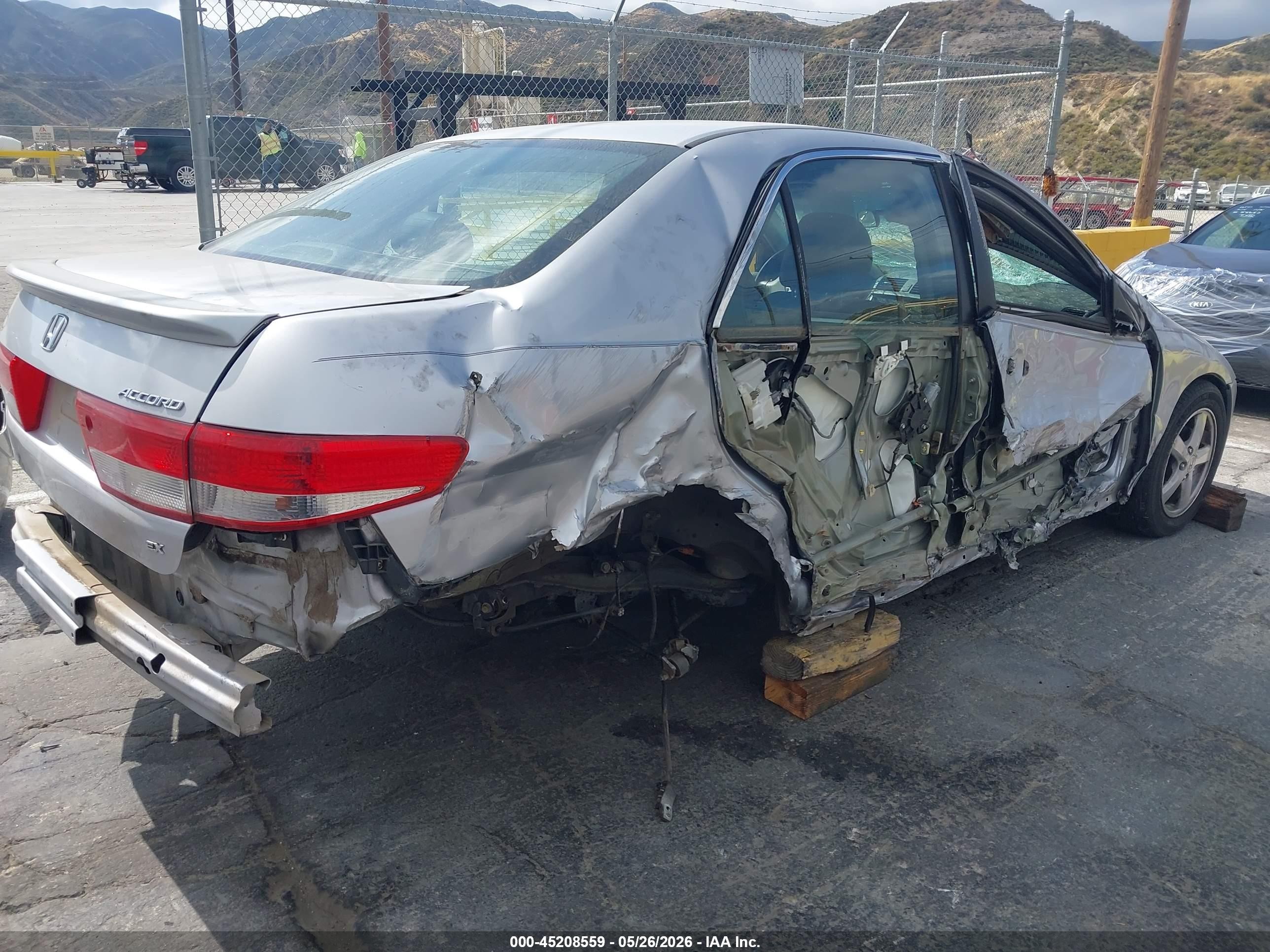 2003 Honda Accord 2.4 Ex Silver vin: 1HGCM56683A119828