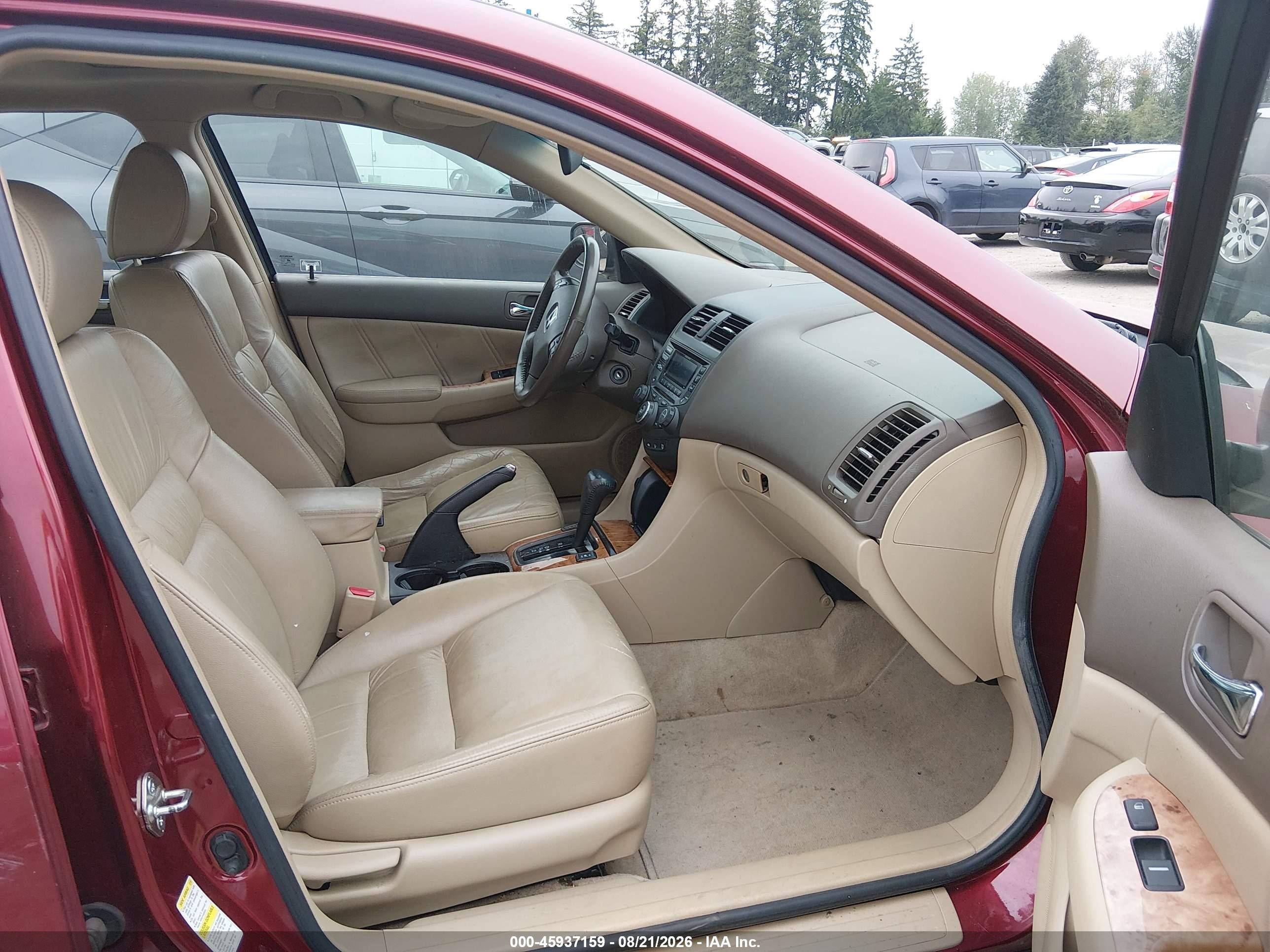 2003 Honda Accord 2.4 Ex Красный vin: 1HGCM56683A814021