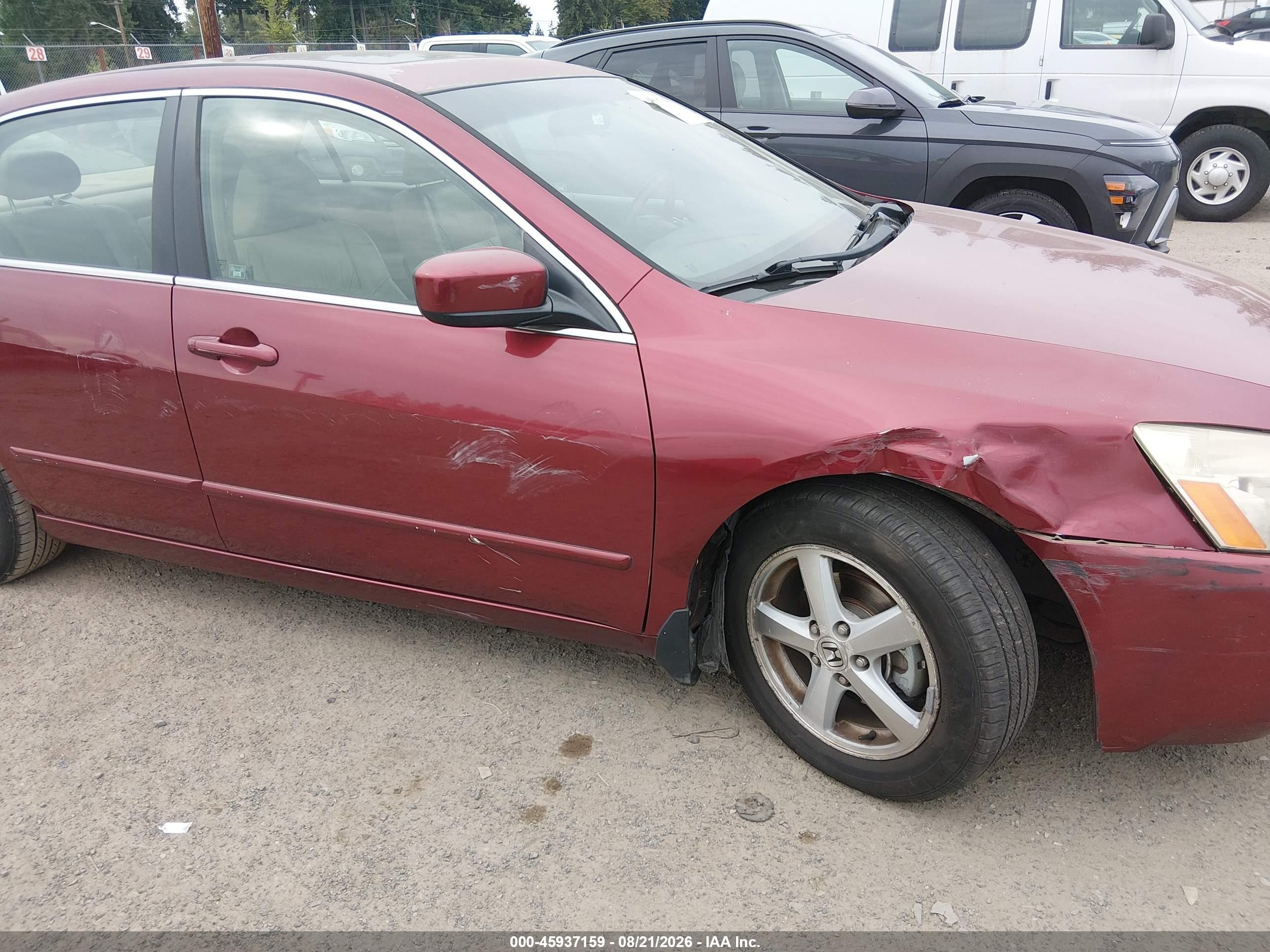 2003 Honda Accord 2.4 Ex Красный vin: 1HGCM56683A814021