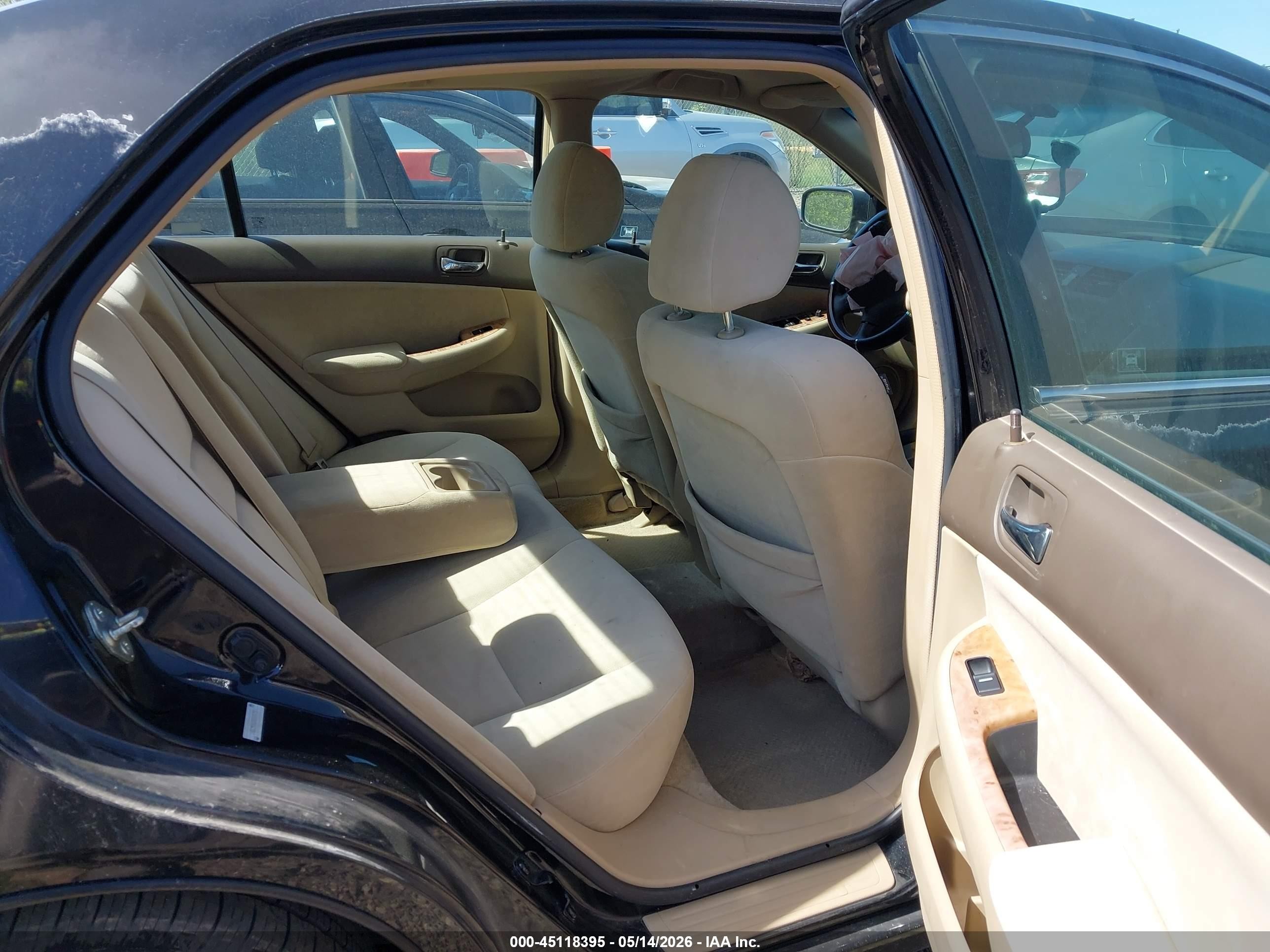 2004 Honda Accord 2.4 Ex Black vin: 1HGCM56684A147971