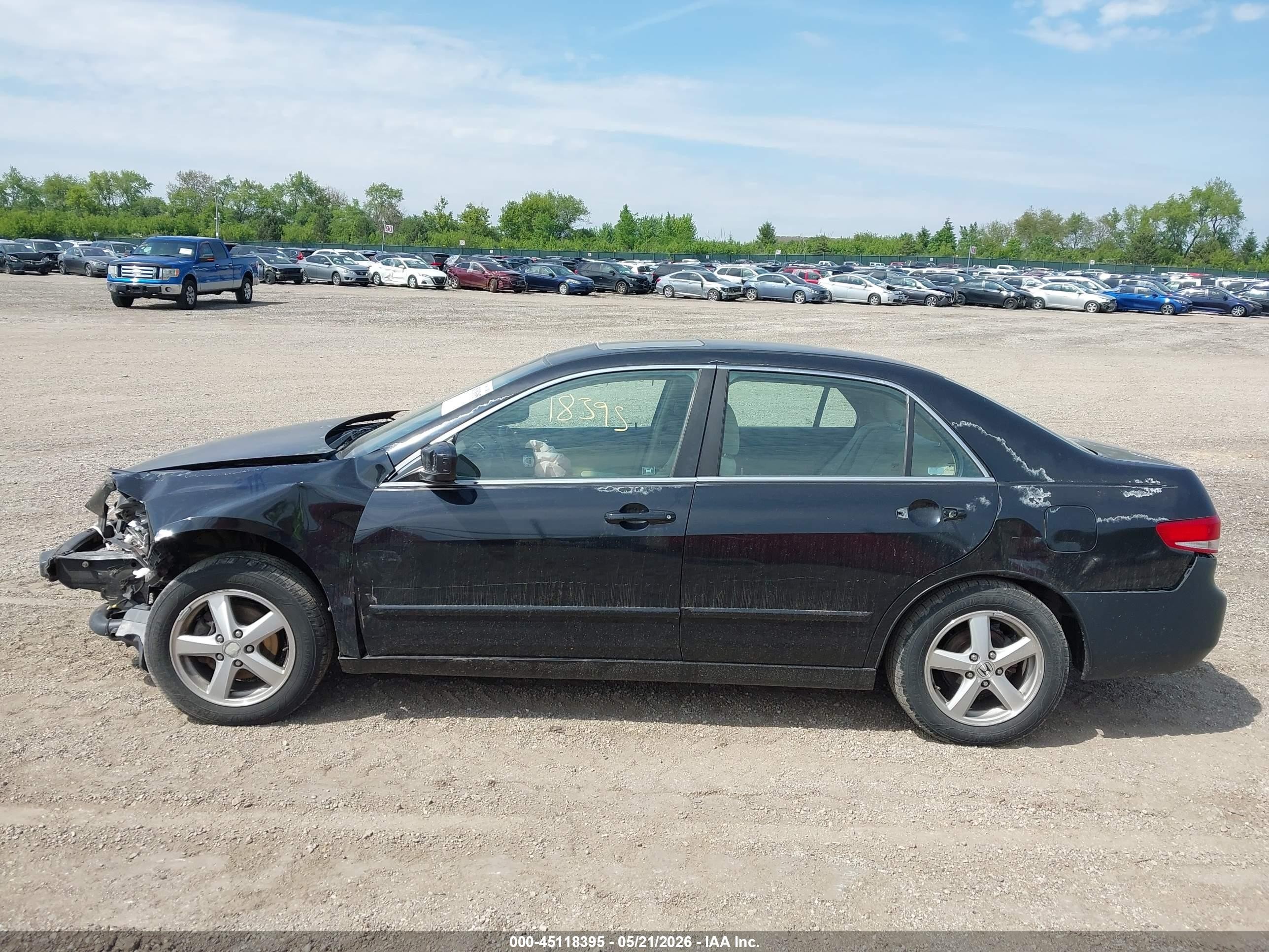 2004 Honda Accord 2.4 Ex Black vin: 1HGCM56684A147971