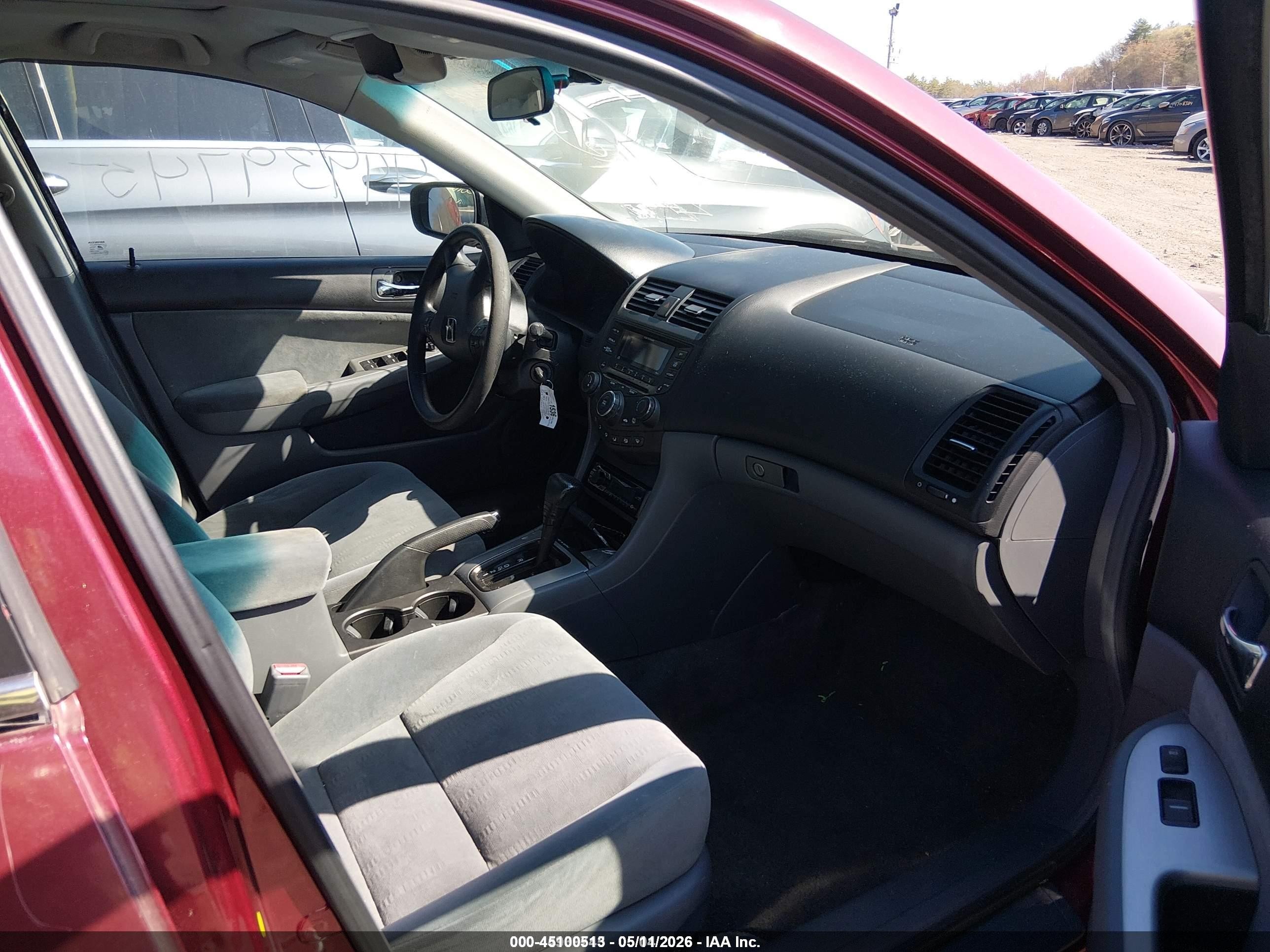 2003 Honda Accord 2.4 Ex Красный vin: 1HGCM56693A016403