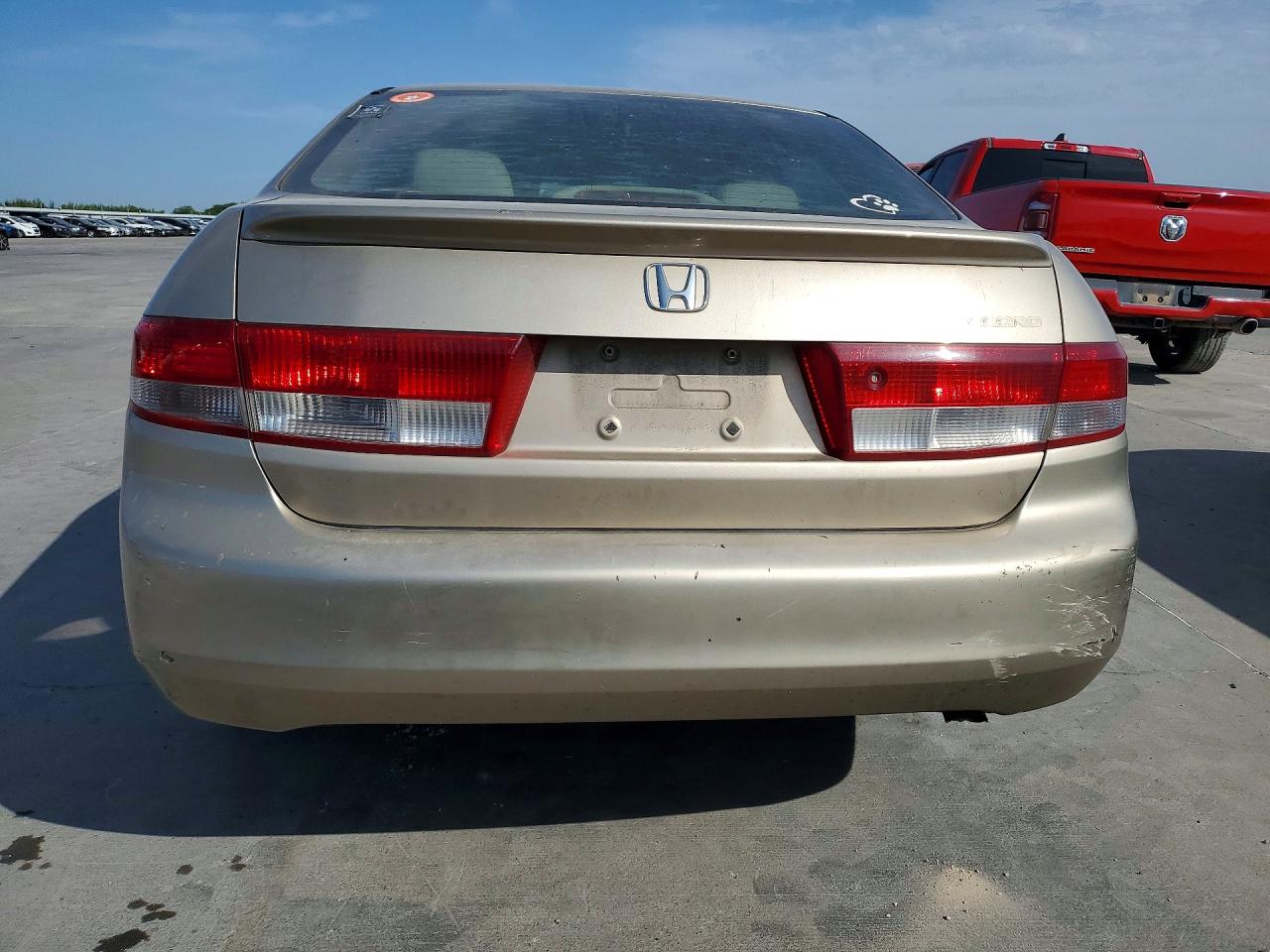 2003 Honda Accord Ex Gold vin: 1HGCM56693A136170