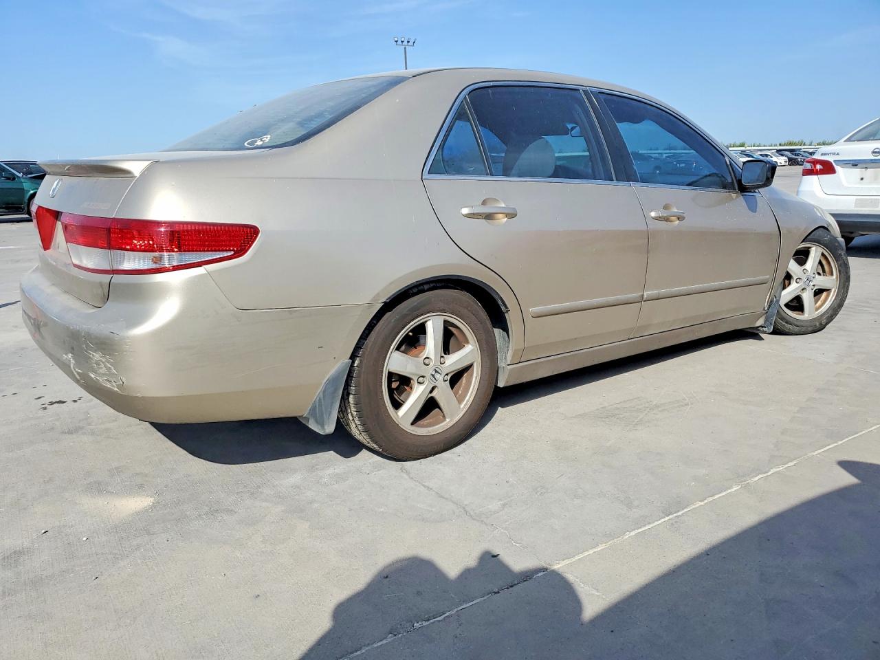 2003 Honda Accord Ex Gold vin: 1HGCM56693A136170