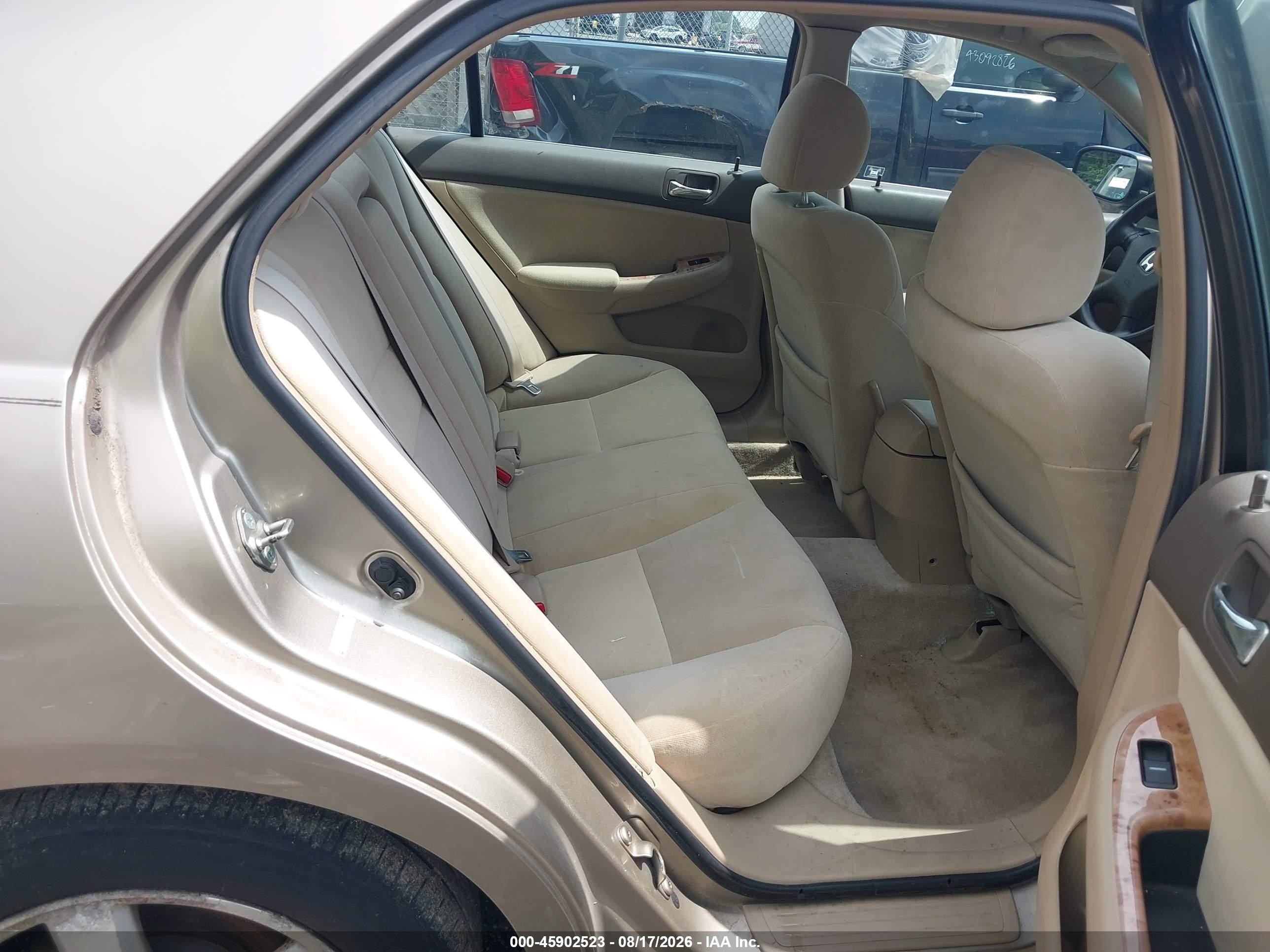 2003 Honda Accord 2.4 Ex Золотой vin: 1HGCM566X3A068249
