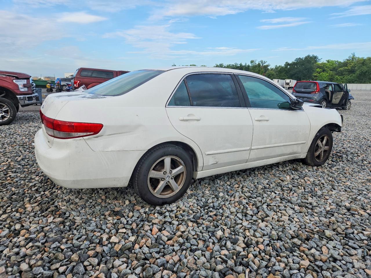 2003 Honda Accord Ex White vin: 1HGCM566X3A097797
