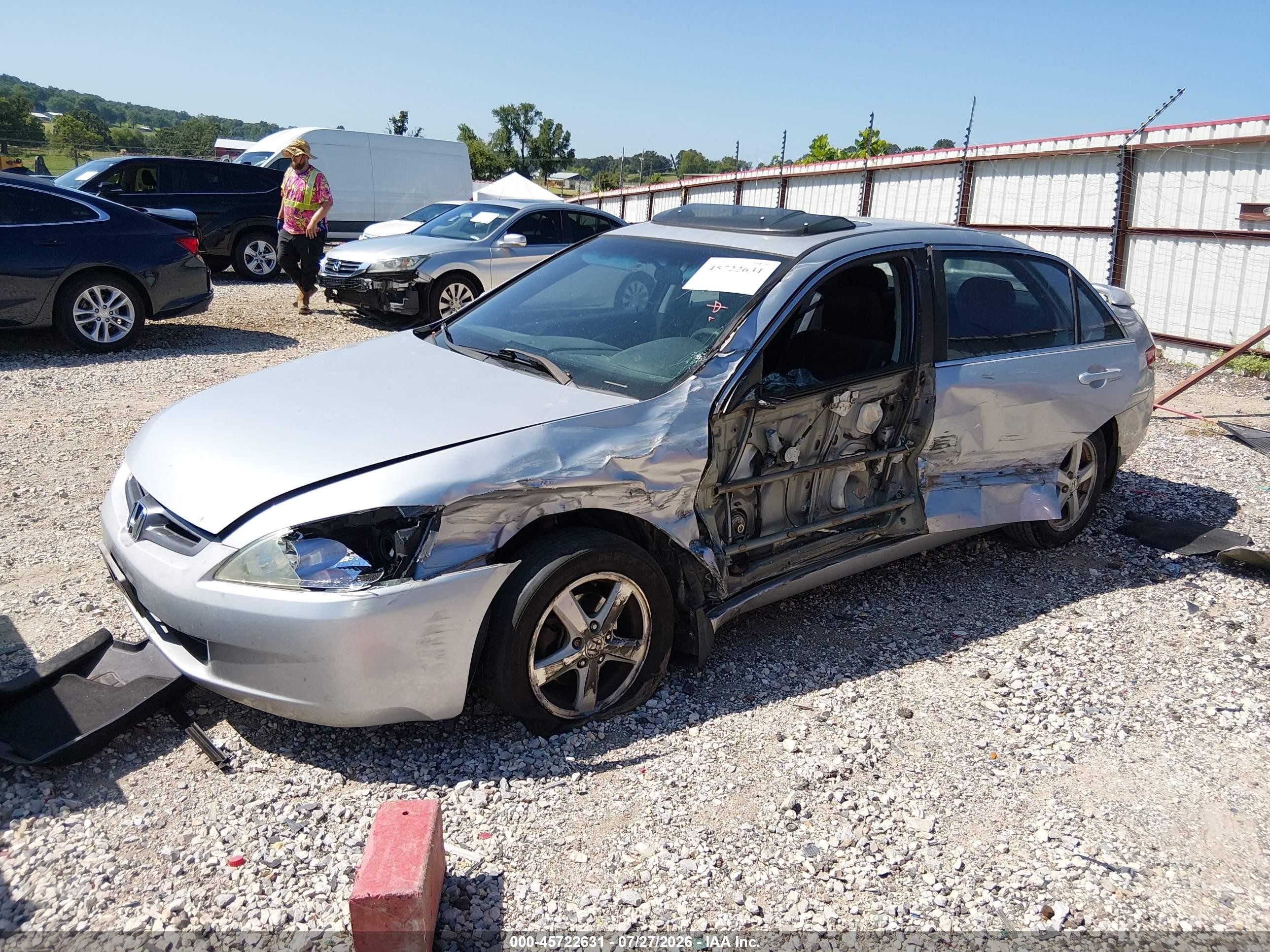 2004 Honda Accord 2.4 Ex Silver vin: 1HGCM566X4A020722