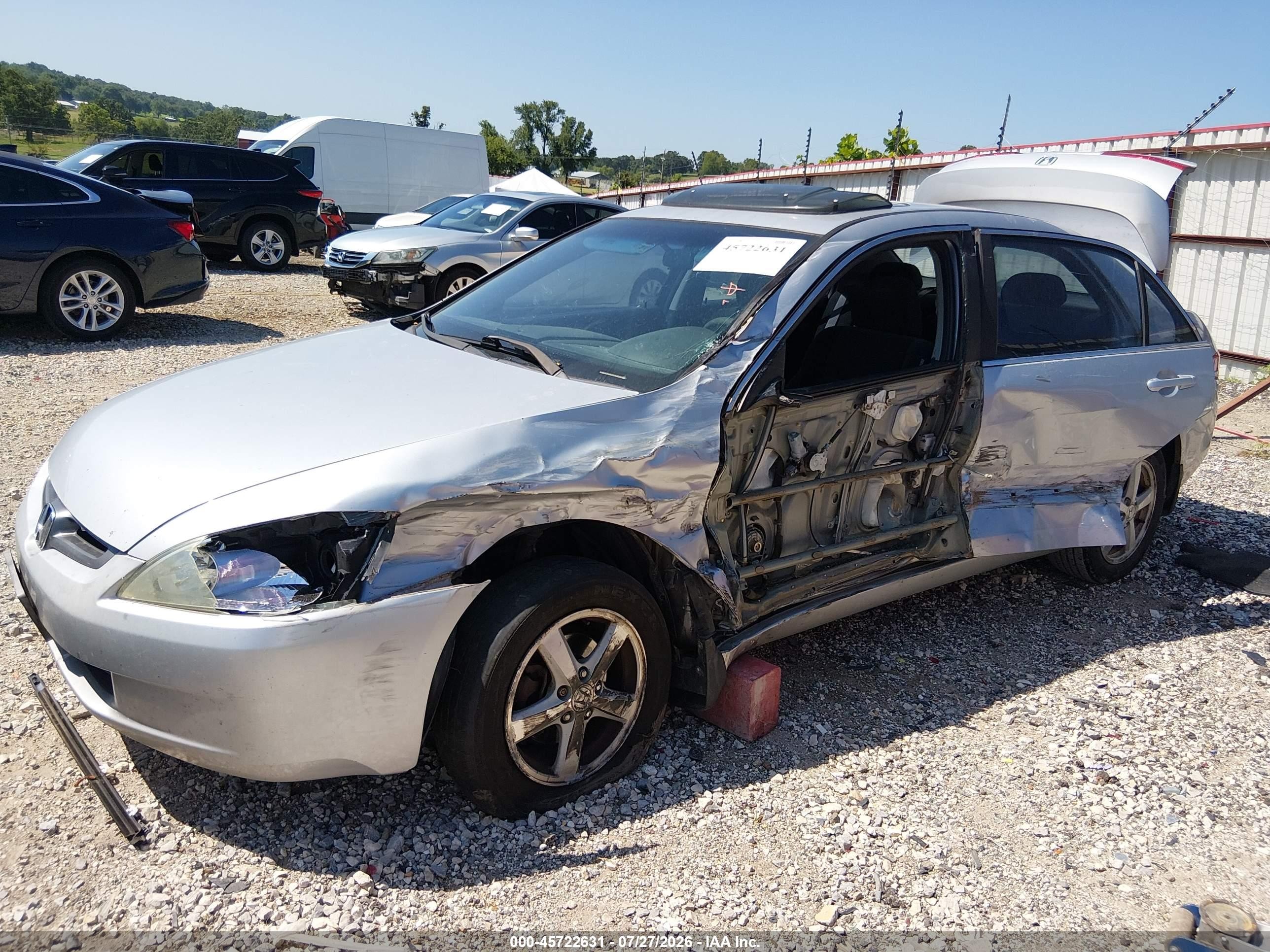 2004 Honda Accord 2.4 Ex Silver vin: 1HGCM566X4A020722