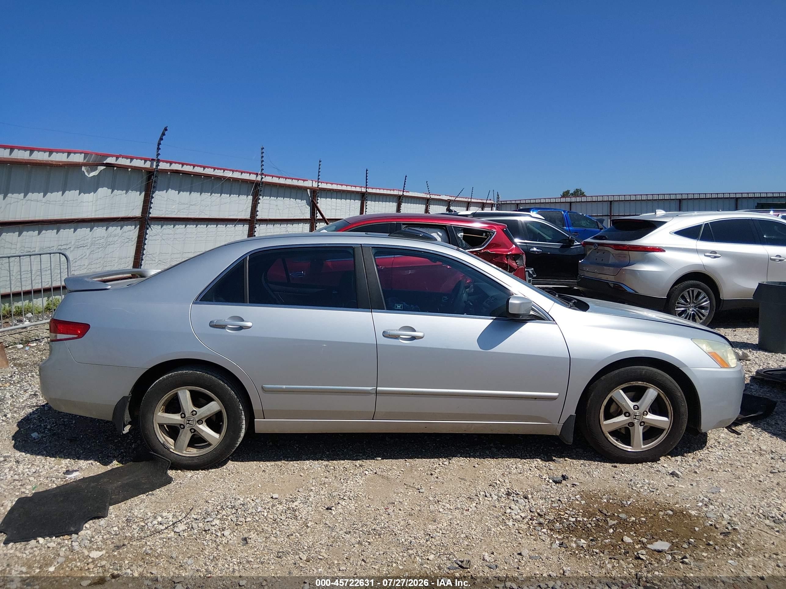 2004 Honda Accord 2.4 Ex Silver vin: 1HGCM566X4A020722