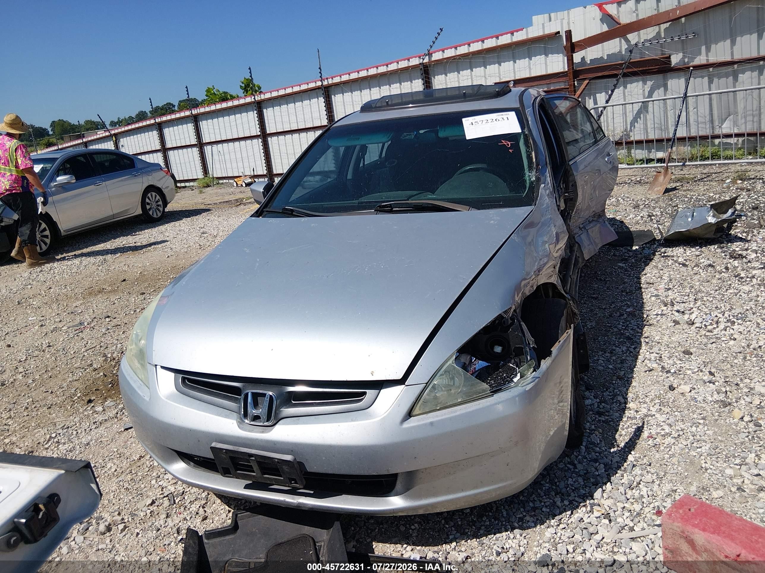 2004 Honda Accord 2.4 Ex Silver vin: 1HGCM566X4A020722