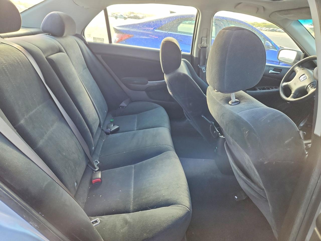 2004 Honda Accord Ex Silver vin: 1HGCM566X4A156705