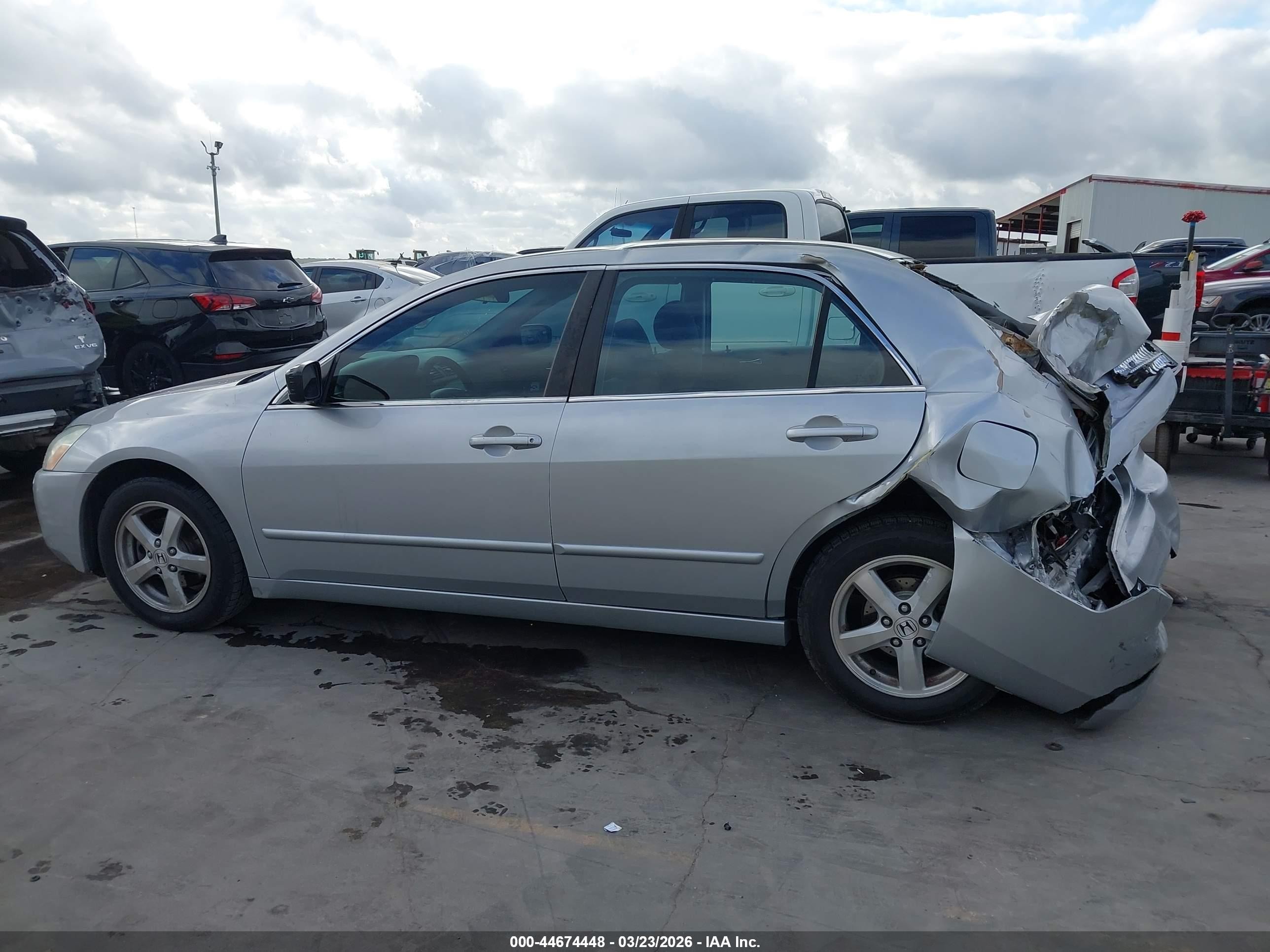 2004 Honda Accord 2.4 Ex Gray vin: 1HGCM56704A077746