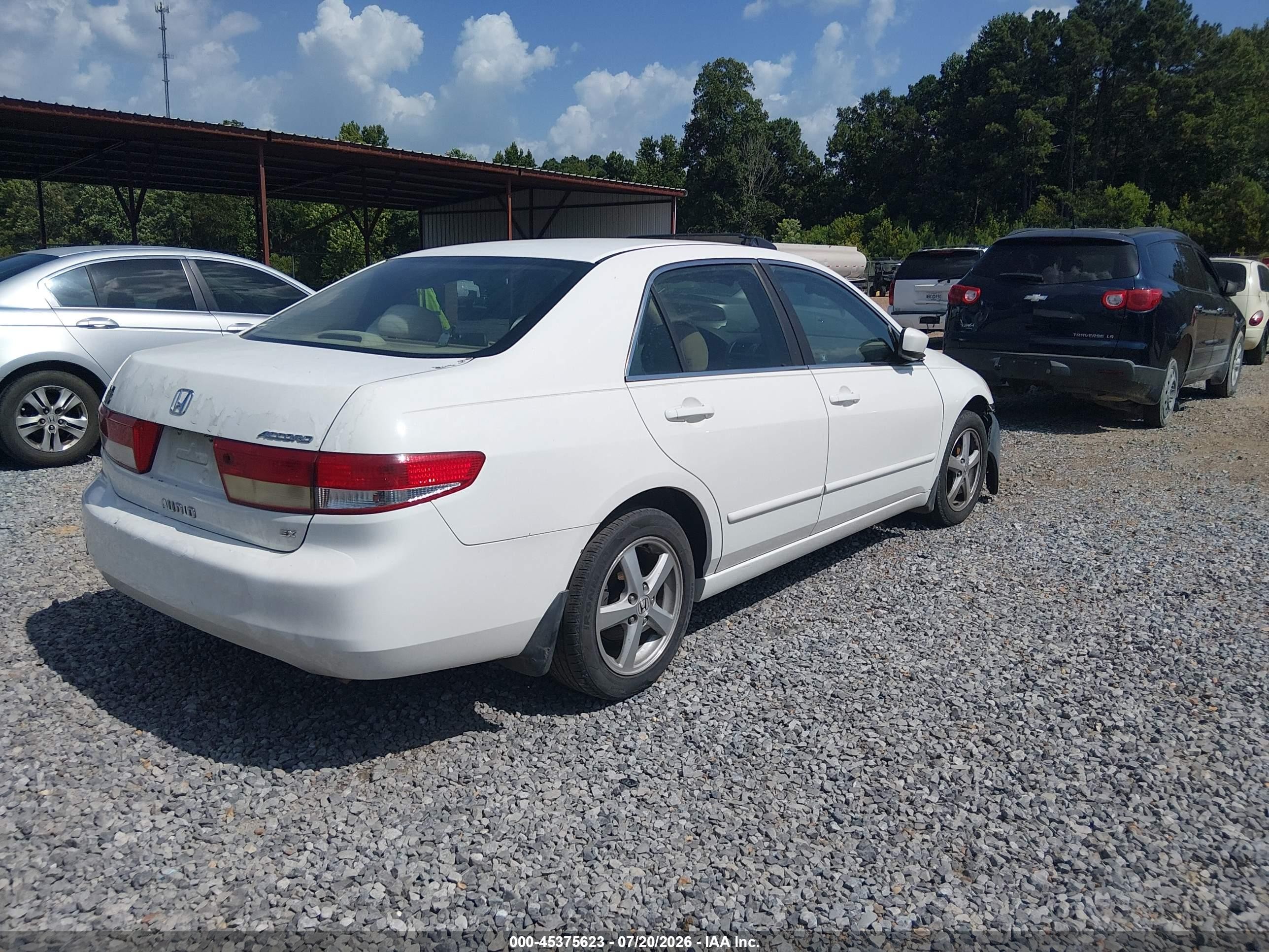 2004 Honda Accord 2.4 Ex White vin: 1HGCM56704A145382
