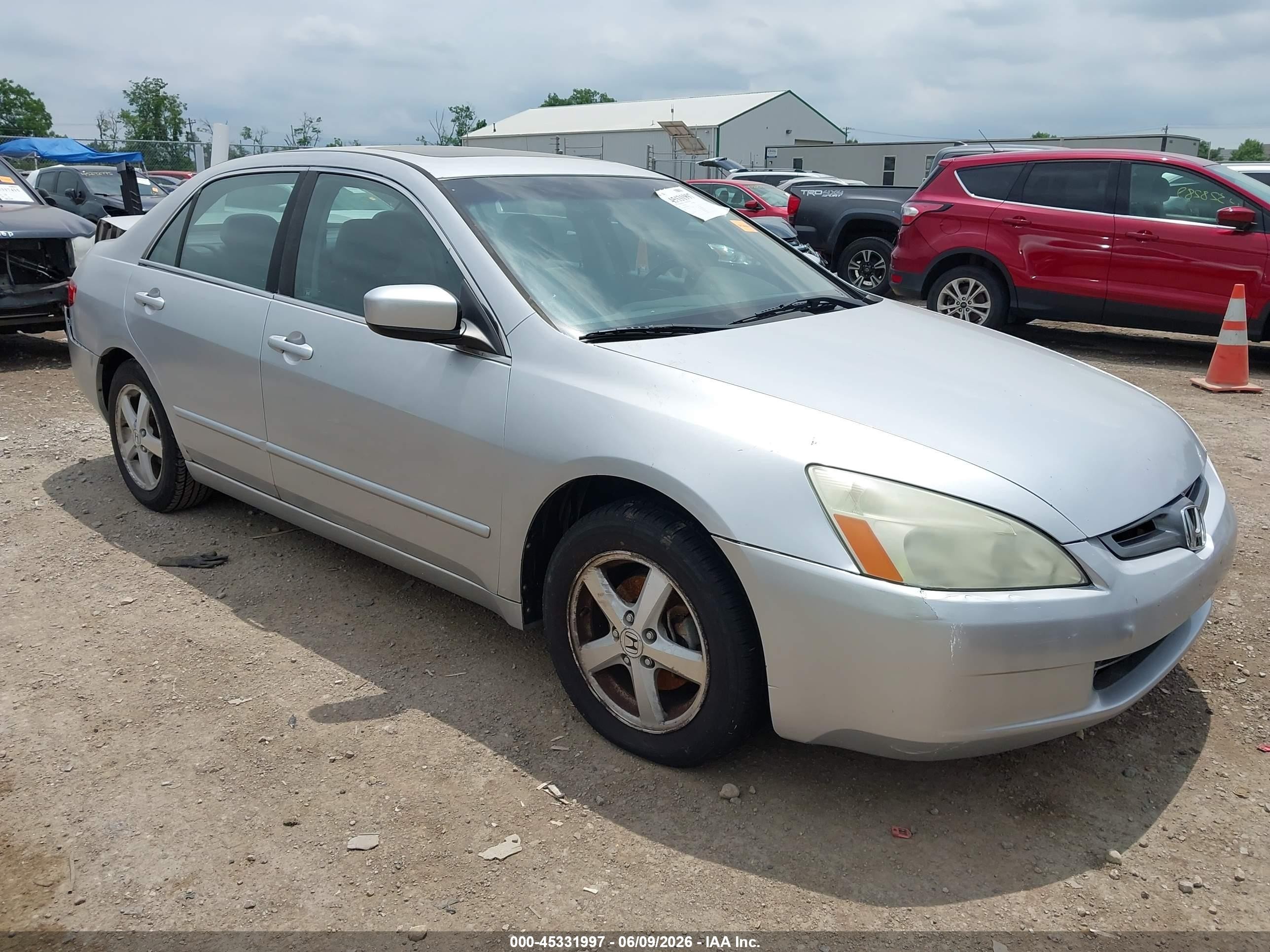 2005 Honda Accord 2.4 Ex Серебряный vin: 1HGCM56705A085010