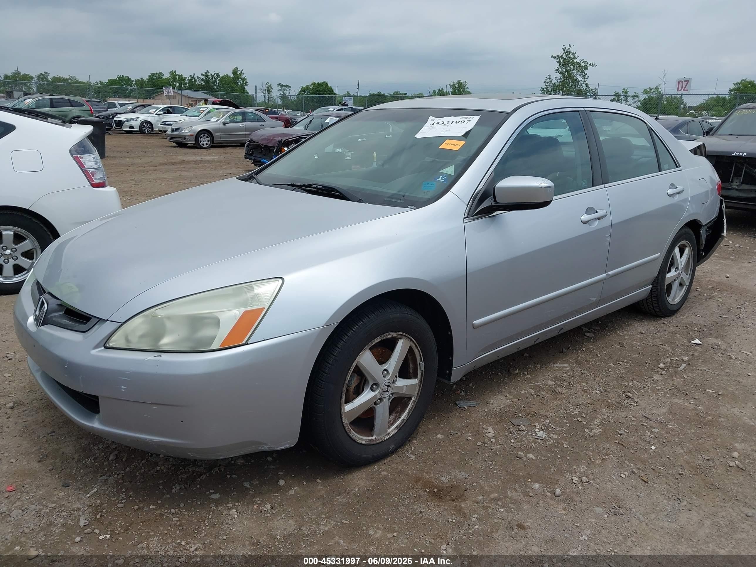 2005 Honda Accord 2.4 Ex Серебряный vin: 1HGCM56705A085010