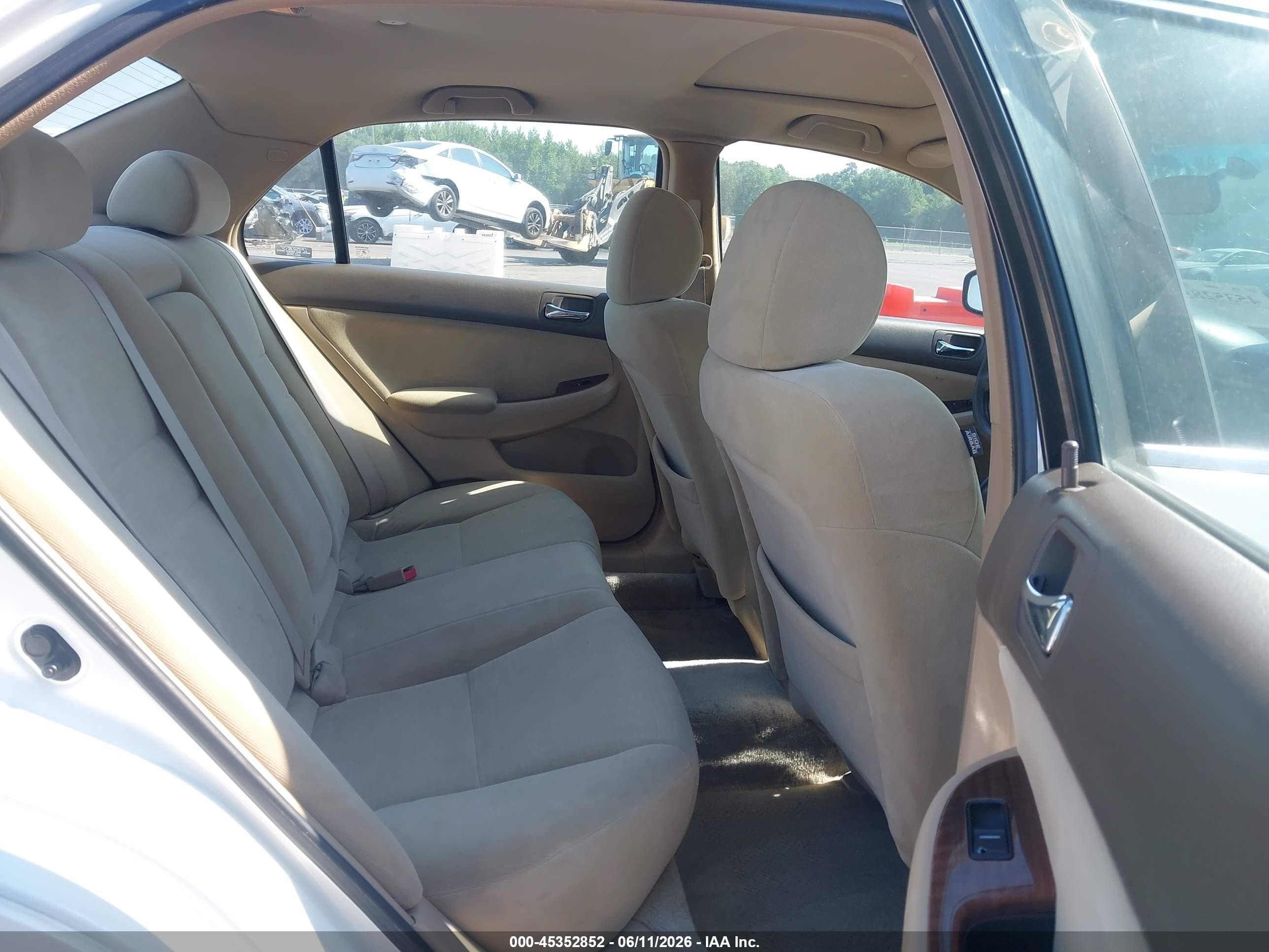 2006 Honda Accord 2.4 Ex White vin: 1HGCM56706A006405