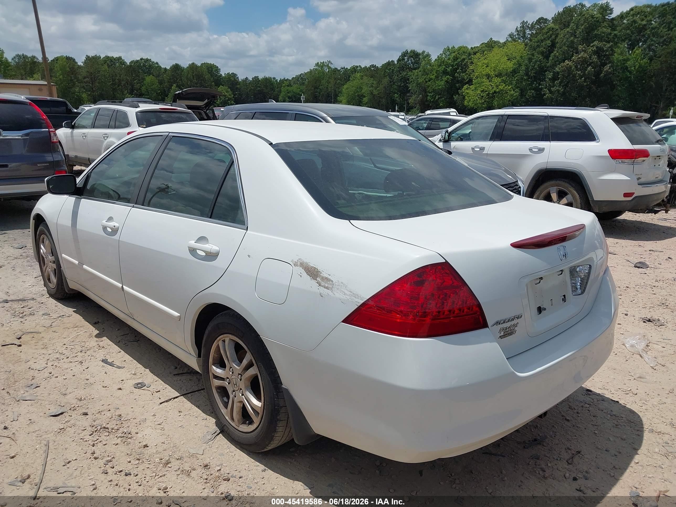2006 Honda Accord 2.4 Ex White vin: 1HGCM56706A143666