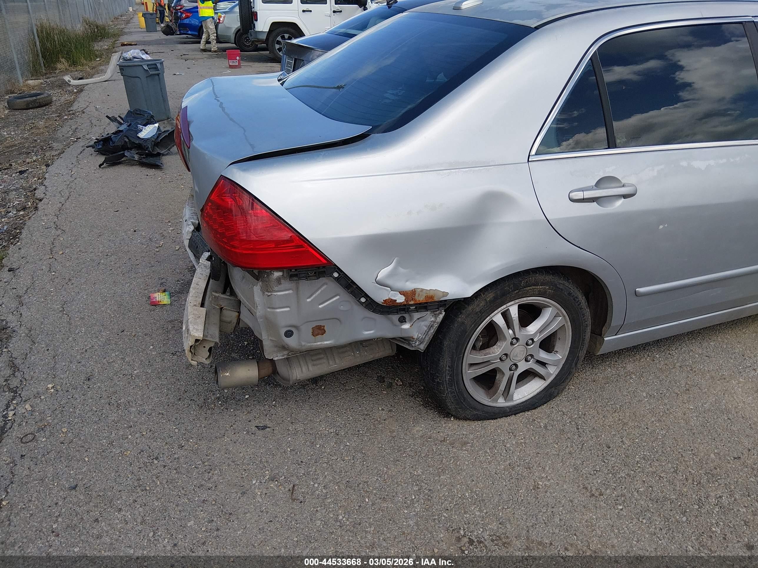 2007 Honda Accord 2.4 Ex Silver vin: 1HGCM56707A020998
