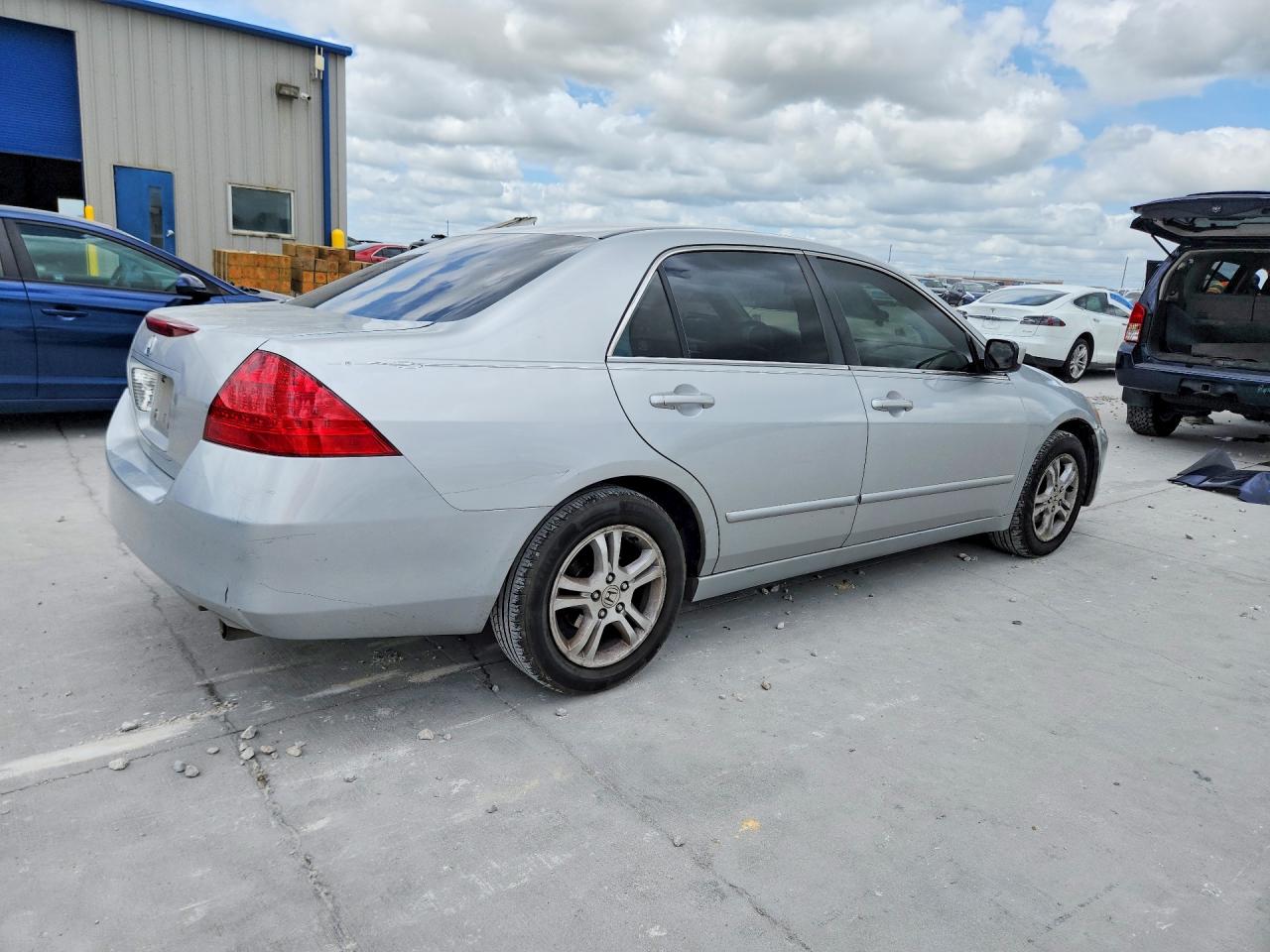 2007 Honda Accord Ex Серебряный vin: 1HGCM56707A176040