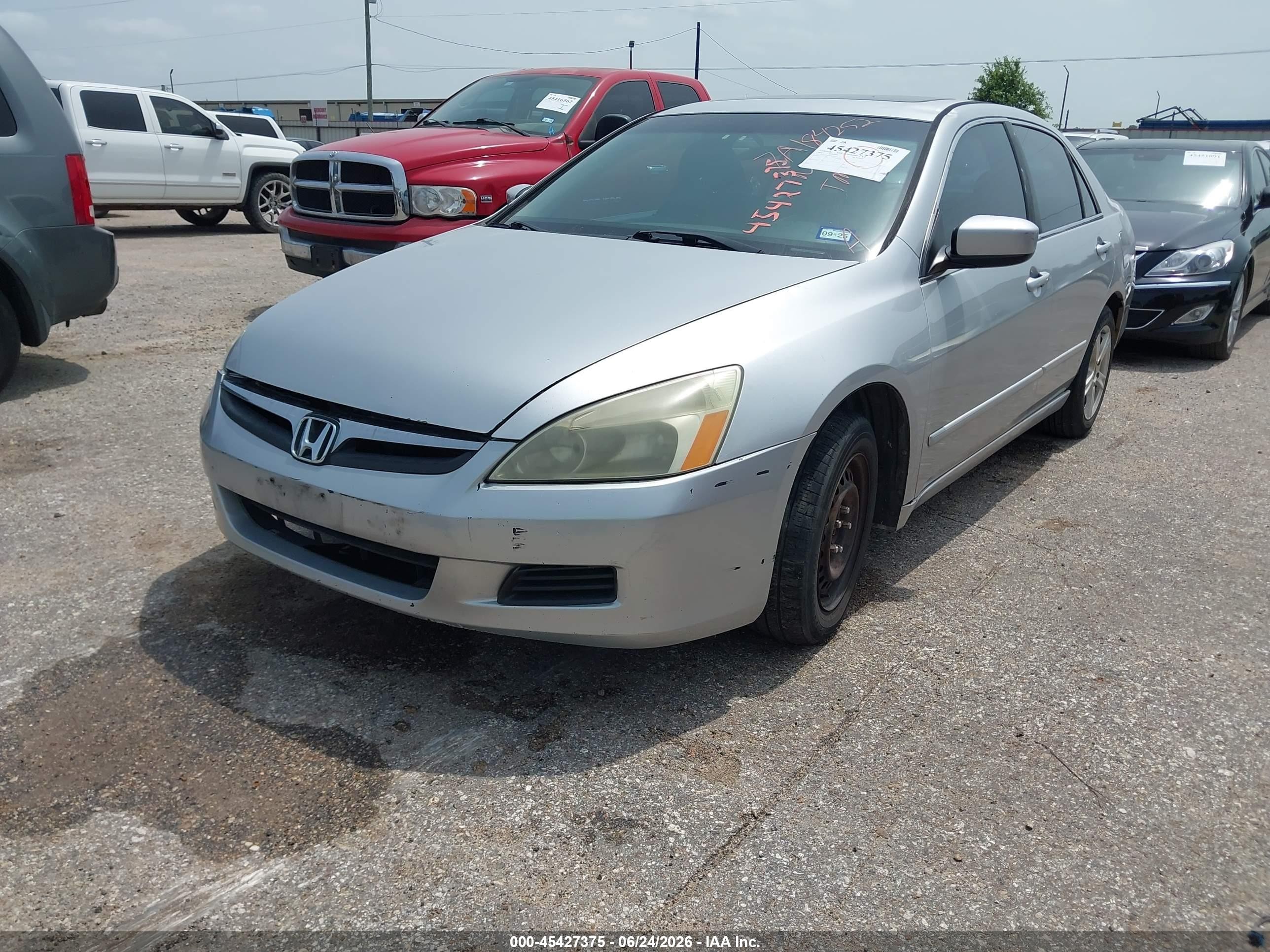 2007 Honda Accord 2.4 Ex Silver vin: 1HGCM56707A184252
