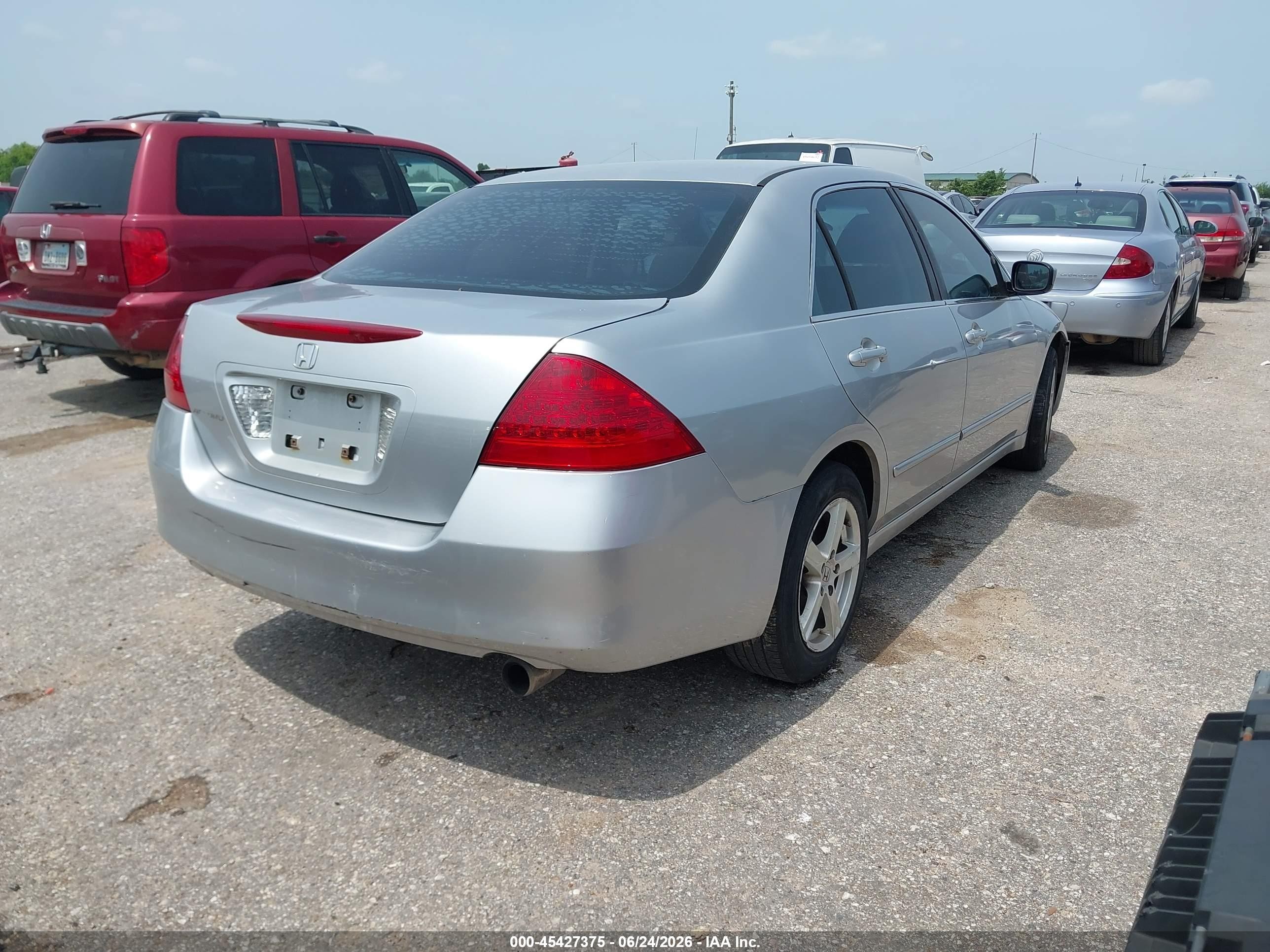 2007 Honda Accord 2.4 Ex Silver vin: 1HGCM56707A184252