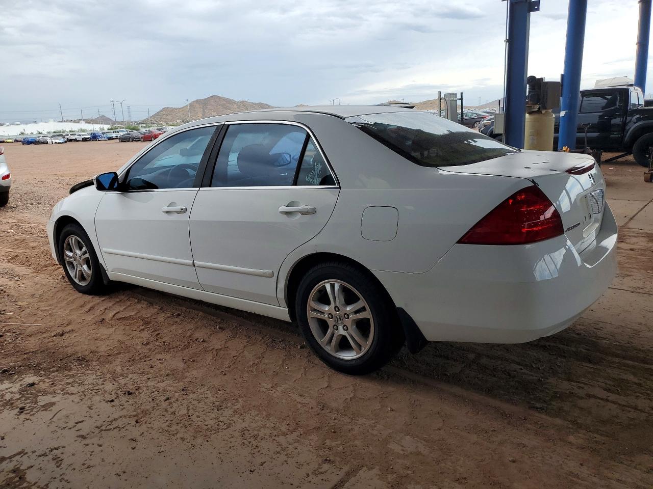 2007 Honda Accord Ex Белый vin: 1HGCM56707A197003