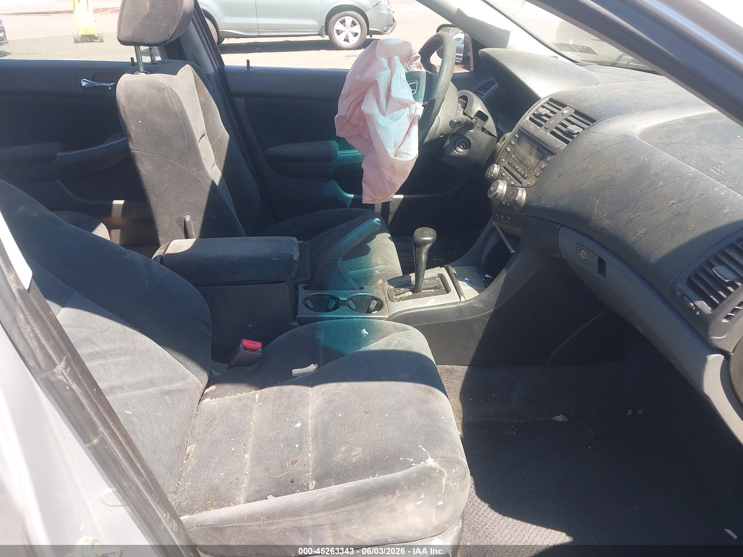 2004 Honda Accord 2.4 Ex Silver vin: 1HGCM56714A115839