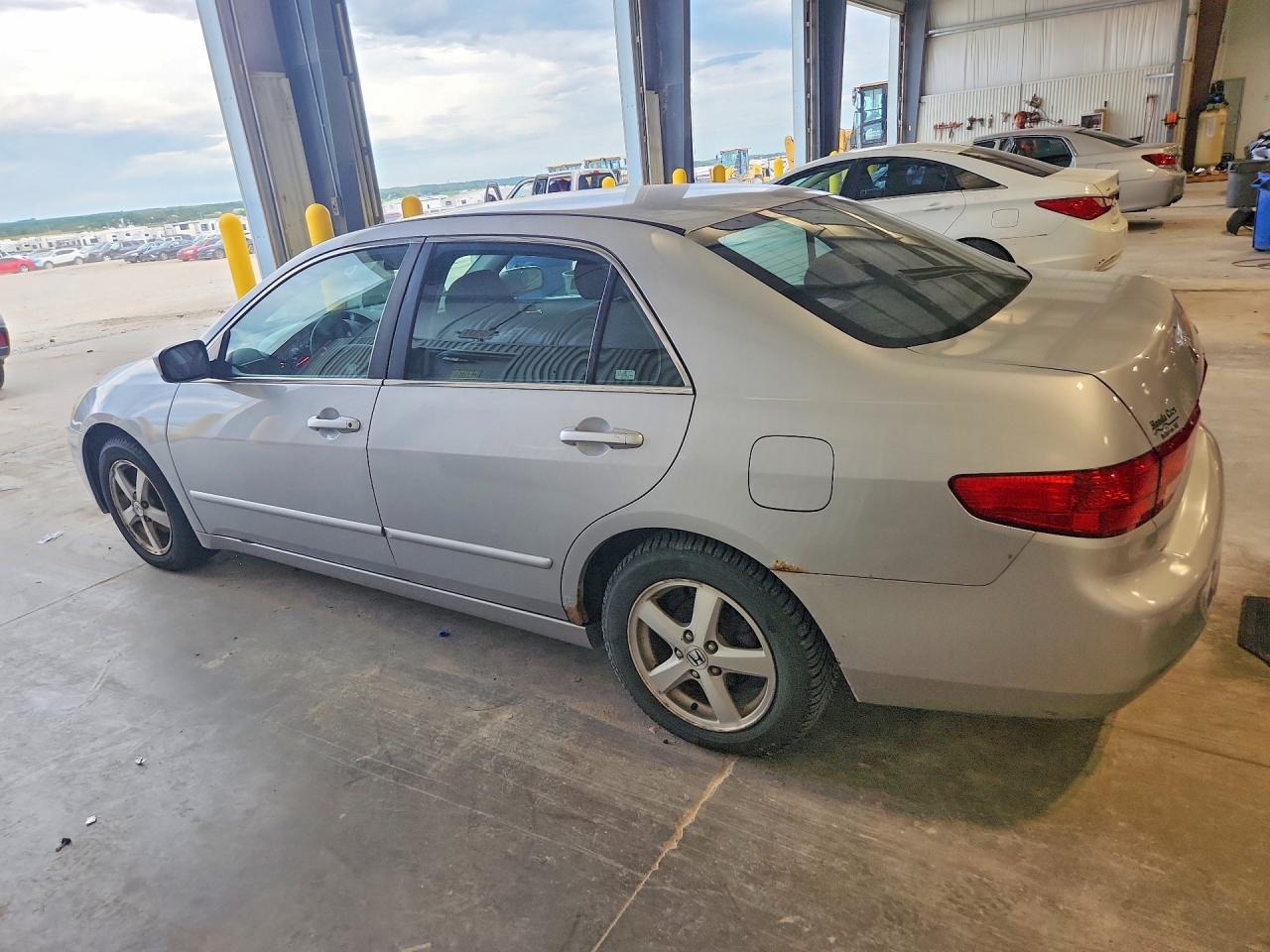 2005 Honda Accord Ex Silver vin: 1HGCM56715A014785