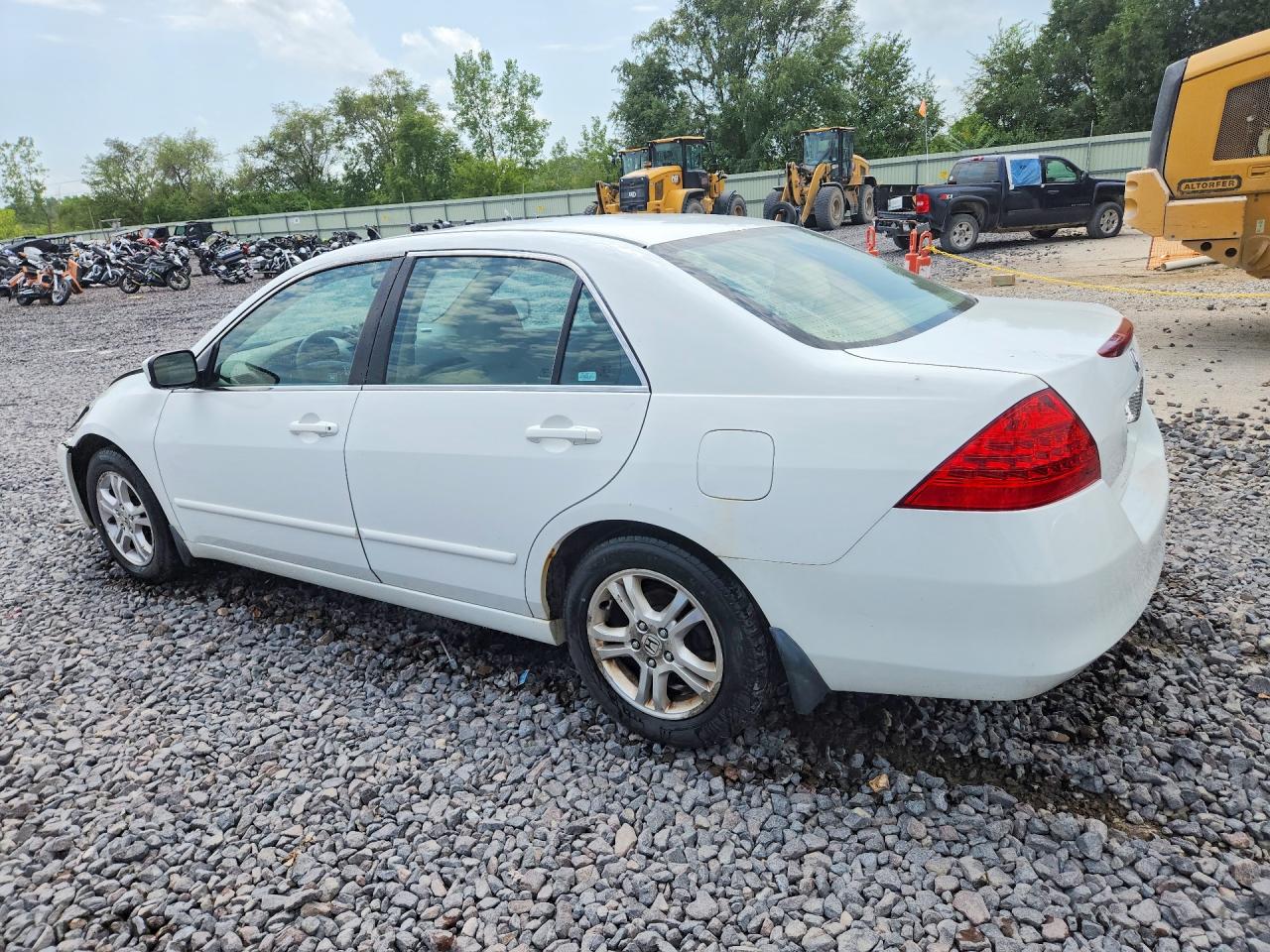 2006 Honda Accord Ex White vin: 1HGCM56716A143658