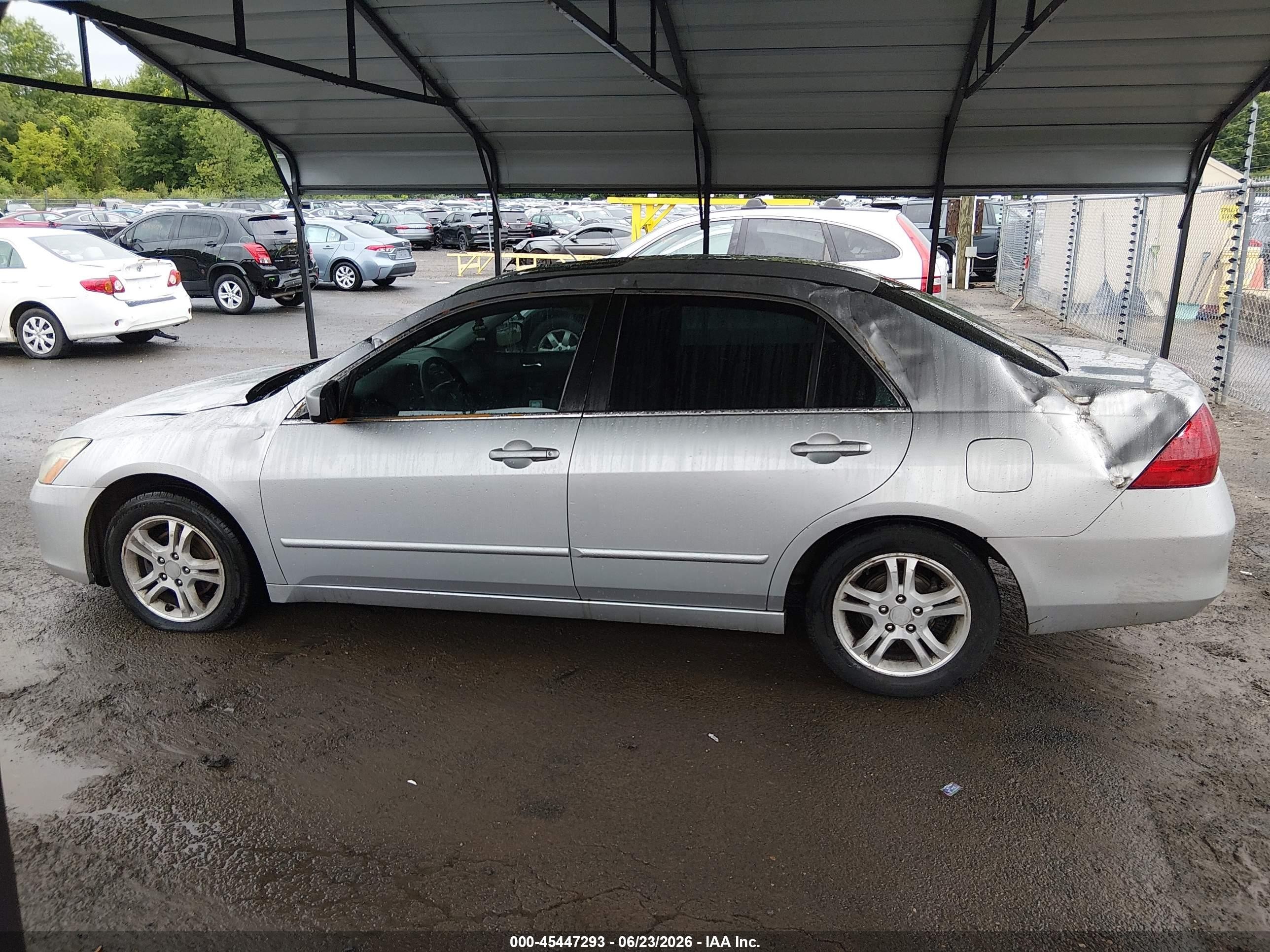 2007 Honda Accord 2.4 Ex Silver vin: 1HGCM56717A079123