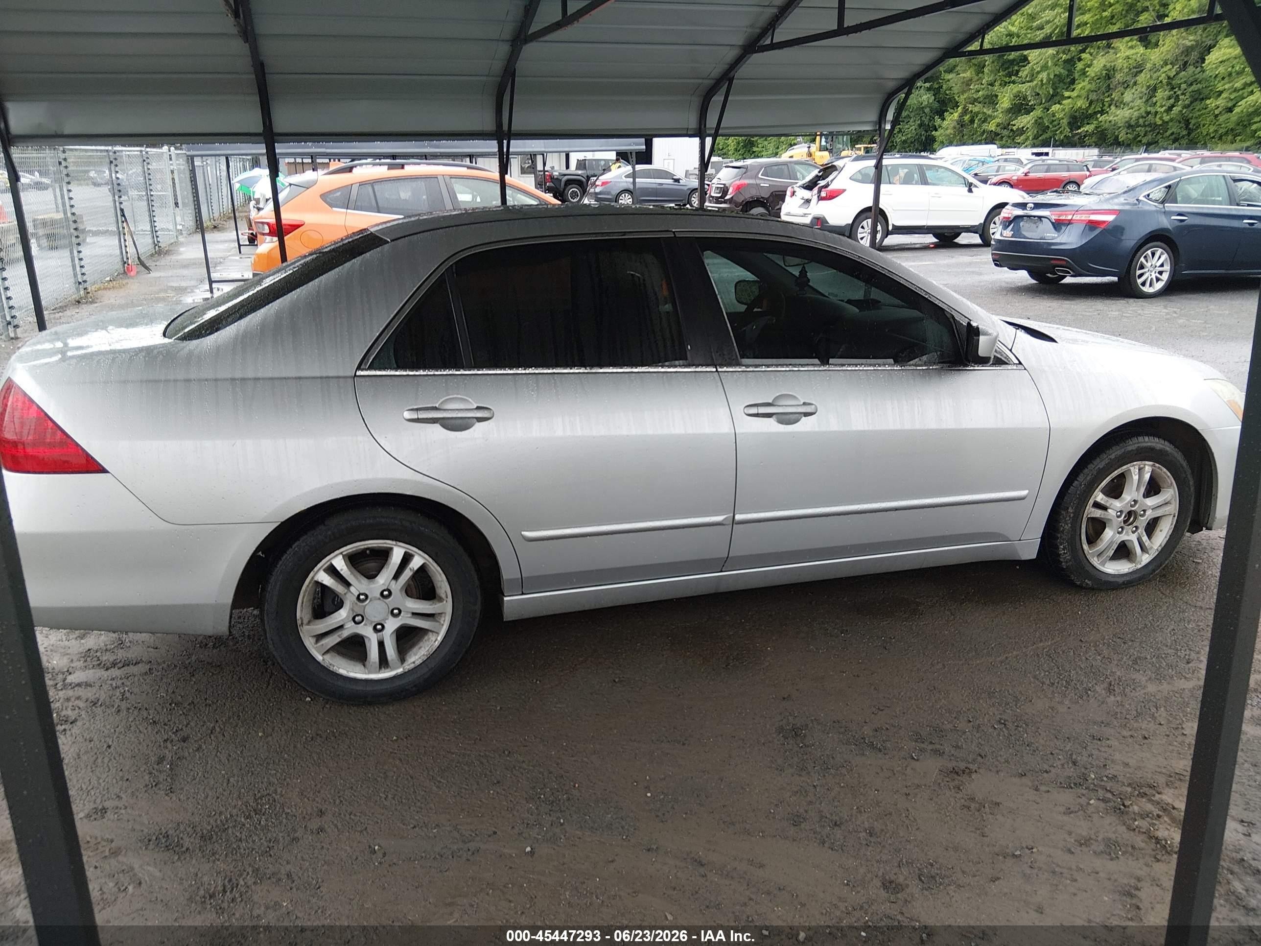 2007 Honda Accord 2.4 Ex Silver vin: 1HGCM56717A079123