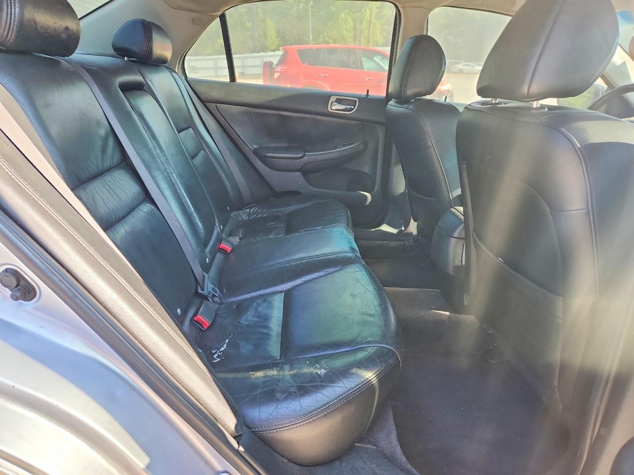 2004 Honda Accord Ex Silver vin: 1HGCM56724A012509
