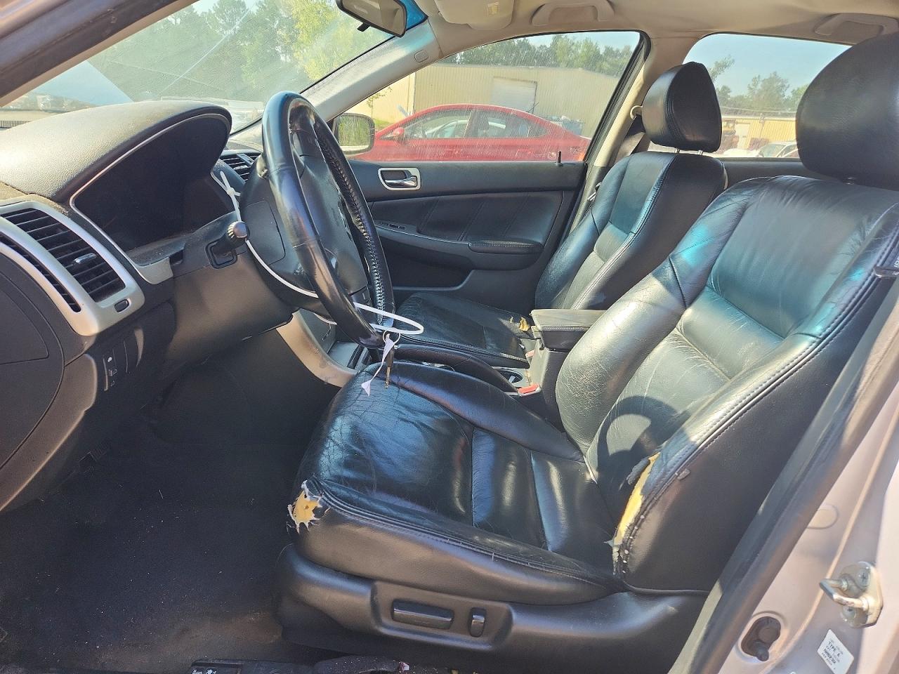 2004 Honda Accord Ex Silver vin: 1HGCM56724A012509