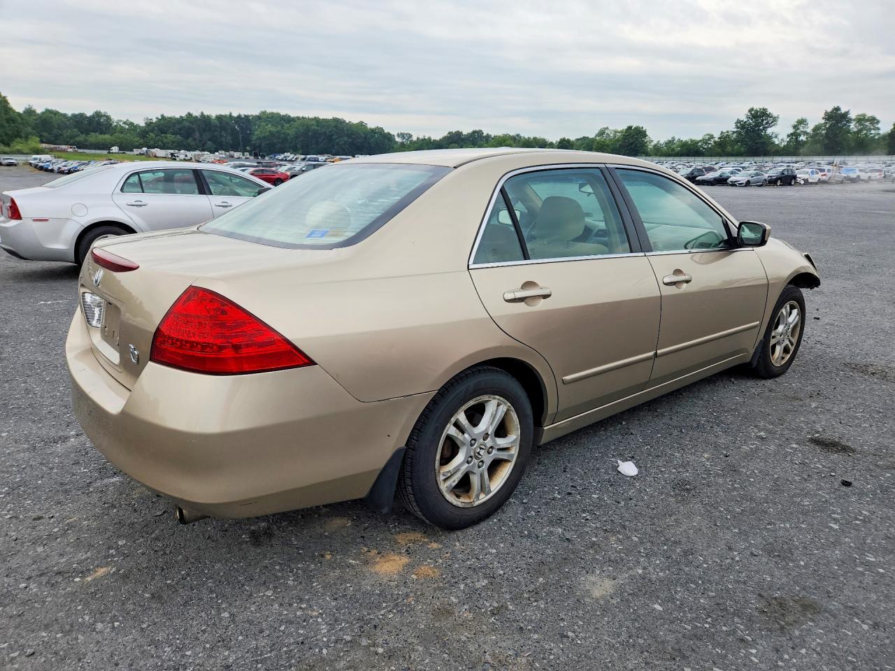 2006 Honda Accord Ex Gold vin: 1HGCM56726A045898