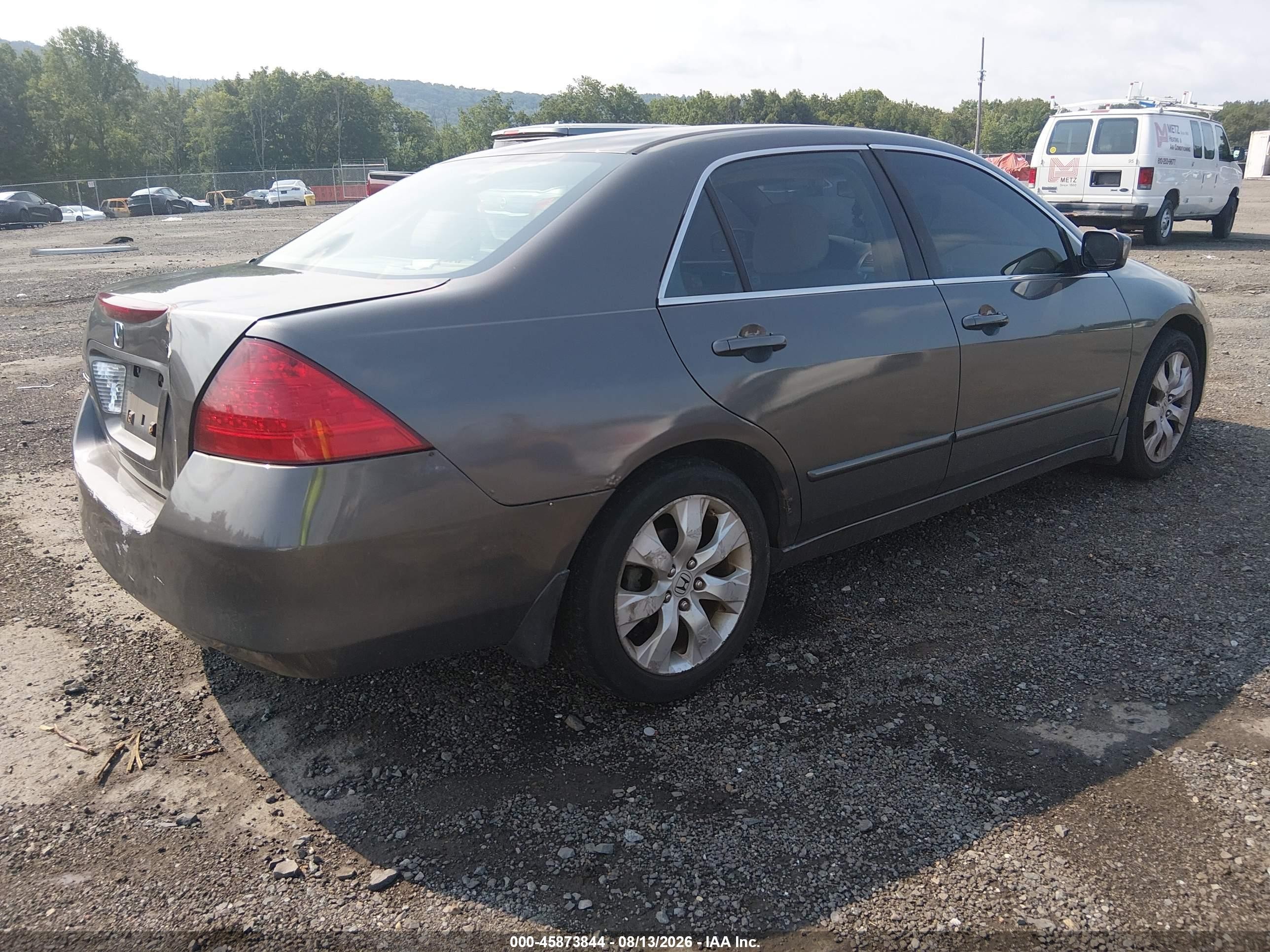 2007 Honda Accord 2.4 Ex Серый vin: 1HGCM56727A082824