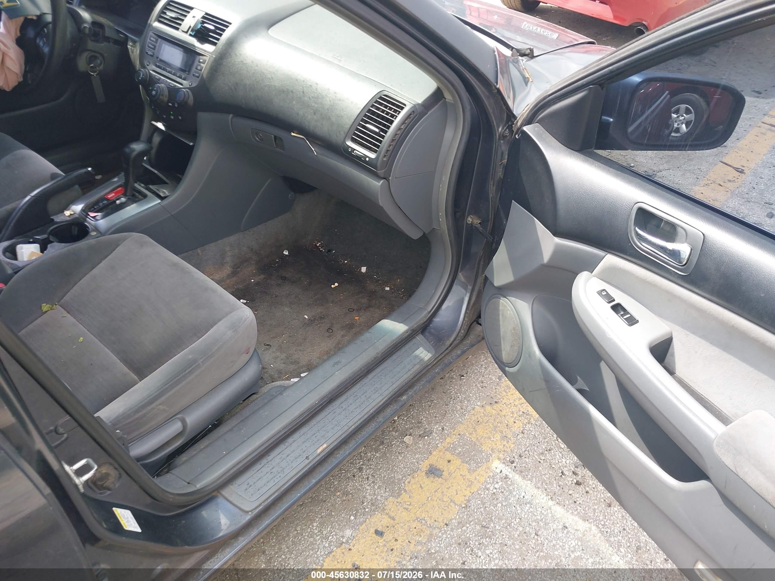 2007 Honda Accord 2.4 Ex Серый vin: 1HGCM56727A118091